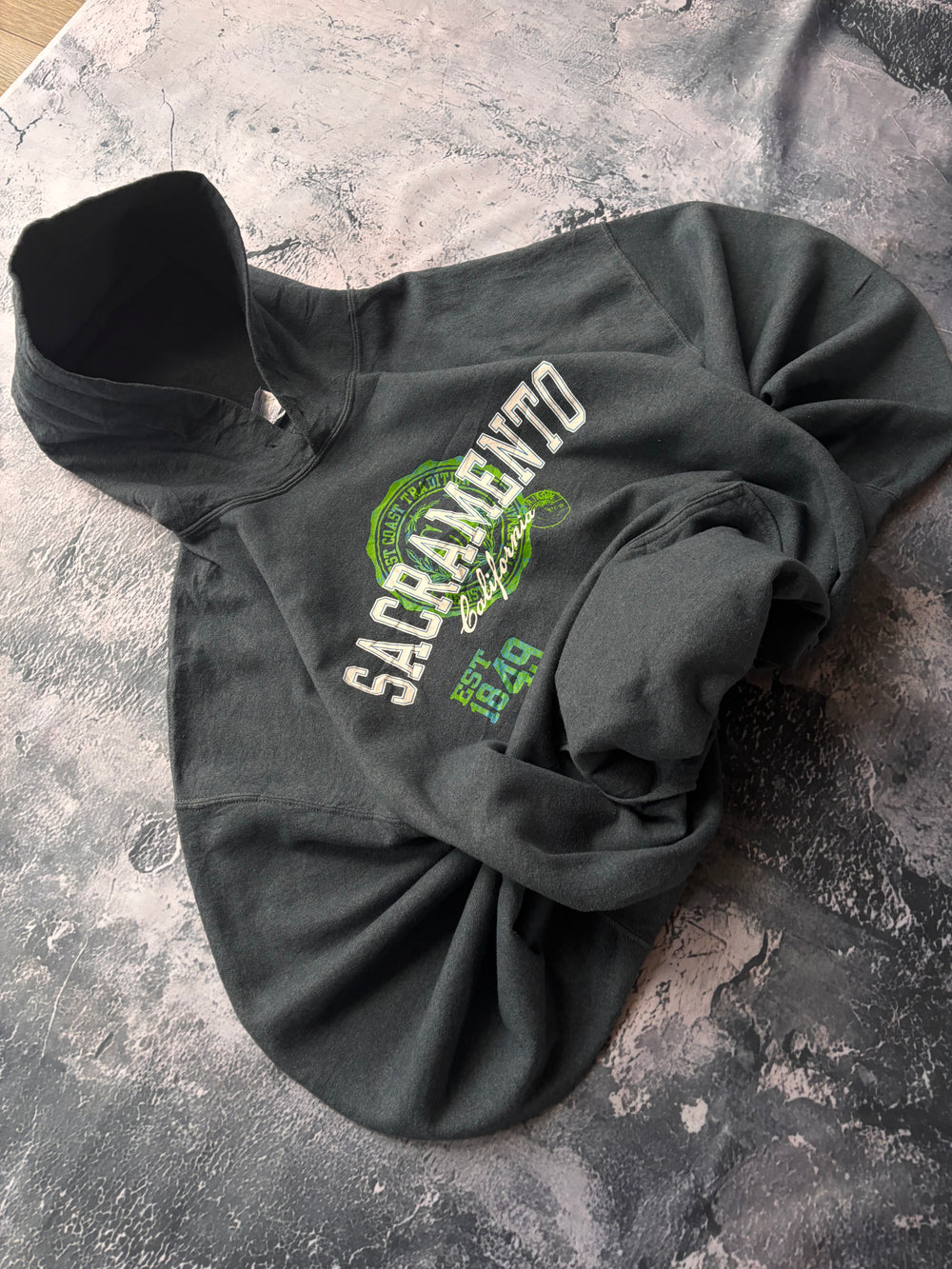 bluza hoodie vintage szara SACRAMENTO vintage 90s retro USA
