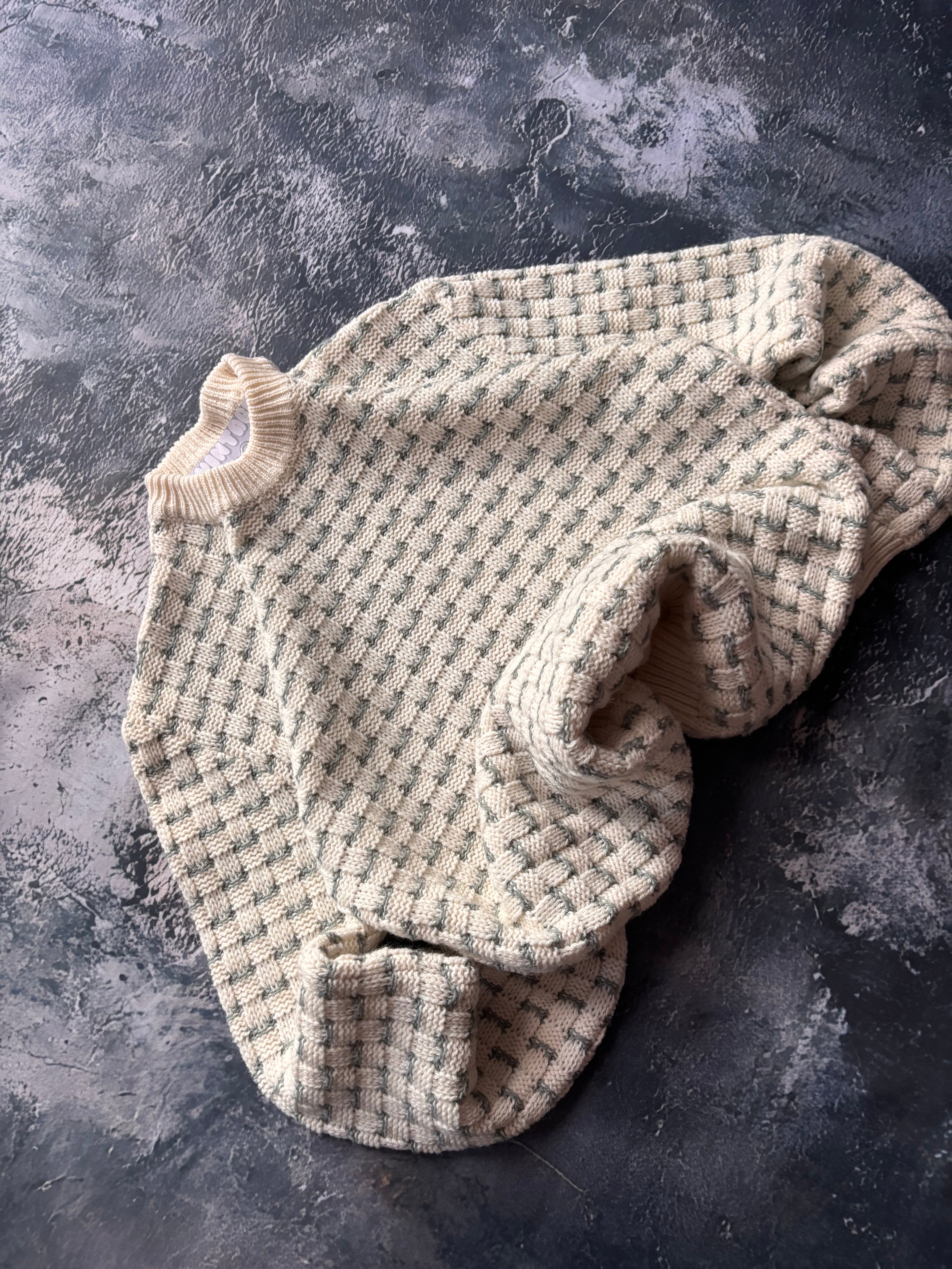 sweter biały wełna