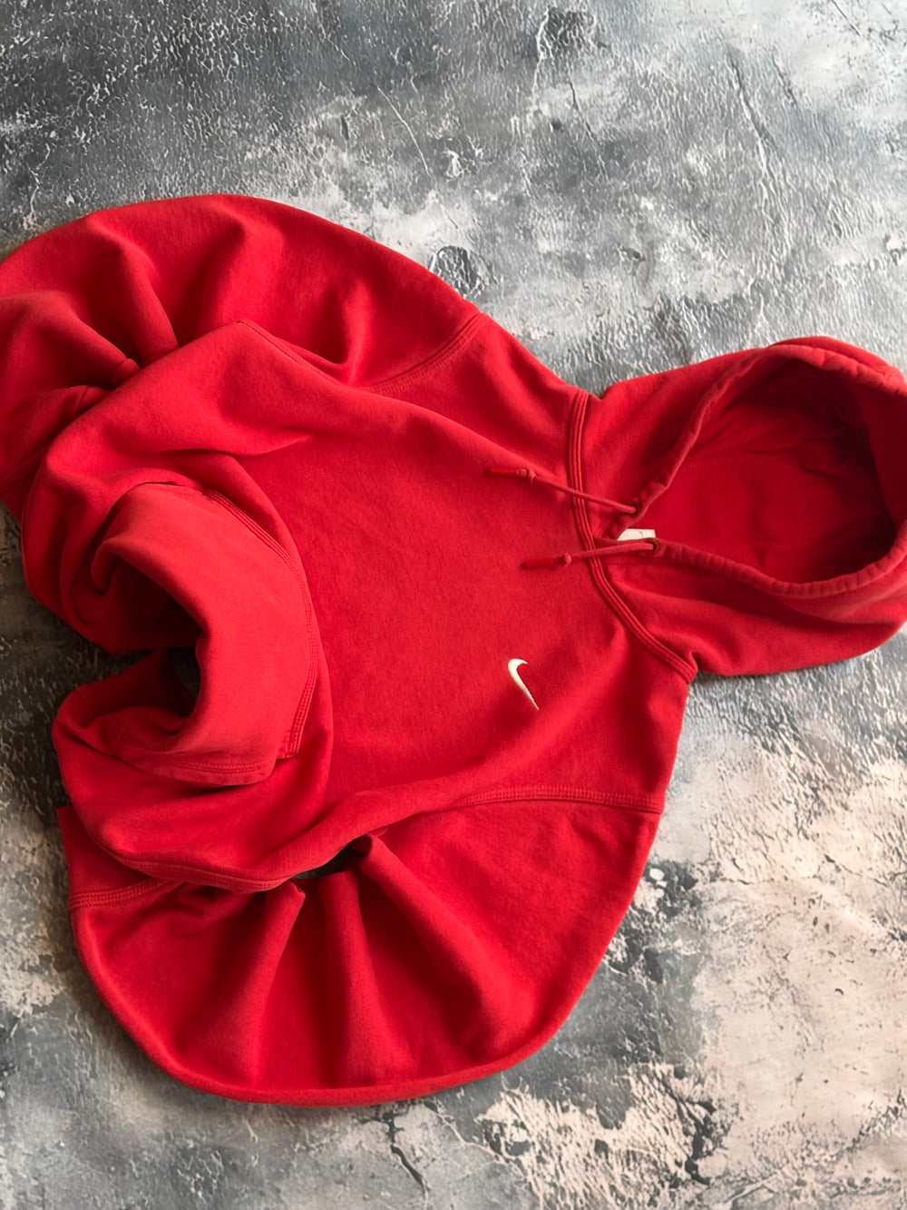bluza hoodie basic czerwona nike