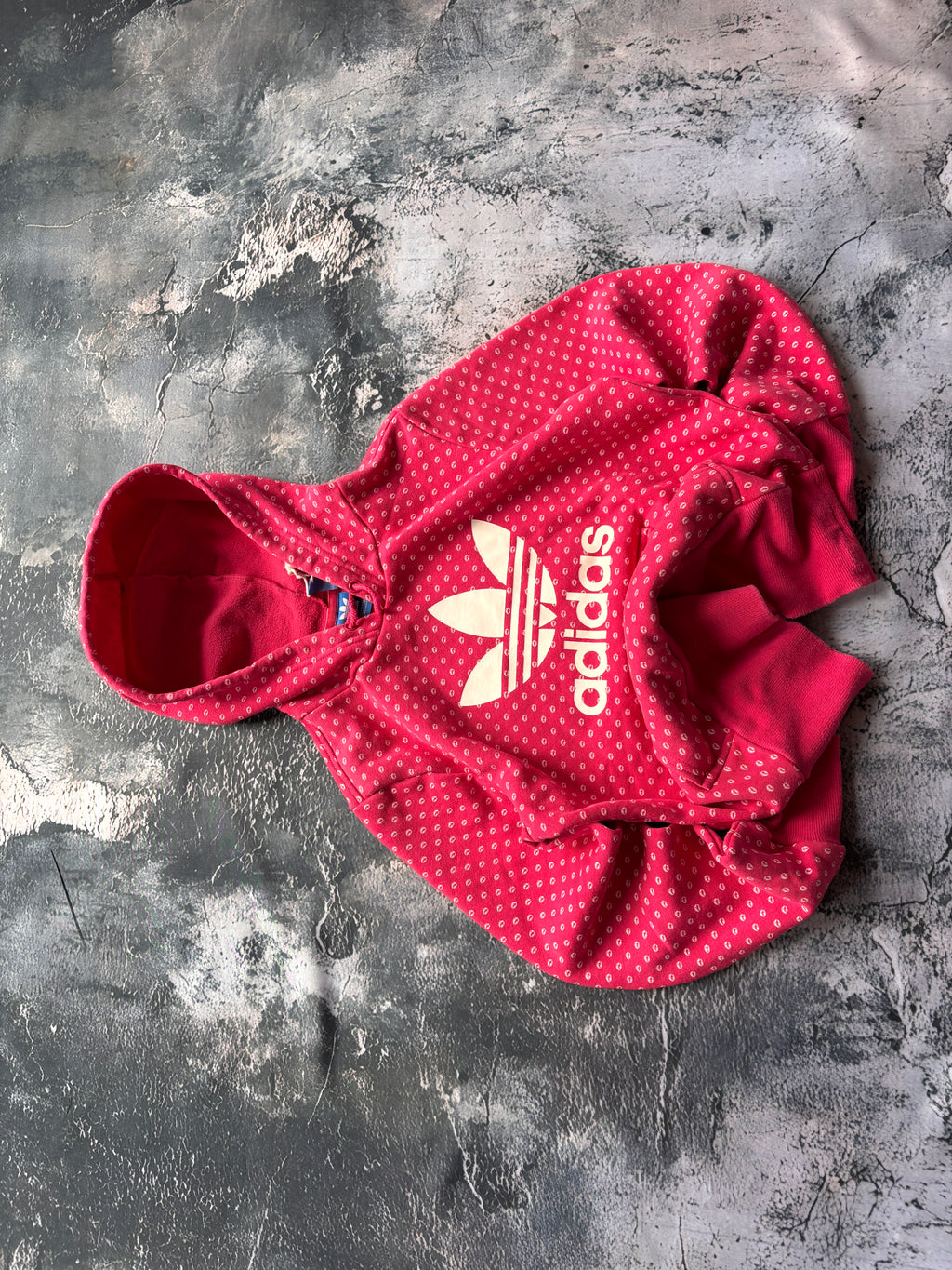 BLUZA HOODIE W KROPKI ADIDAS TREND TIKTOK PINTEREST
