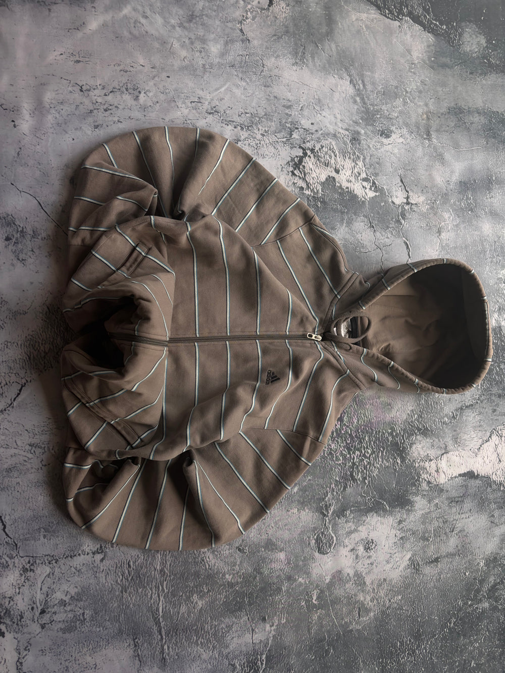 bluza zip hoodie w paski adidas beżowa retro lata 90