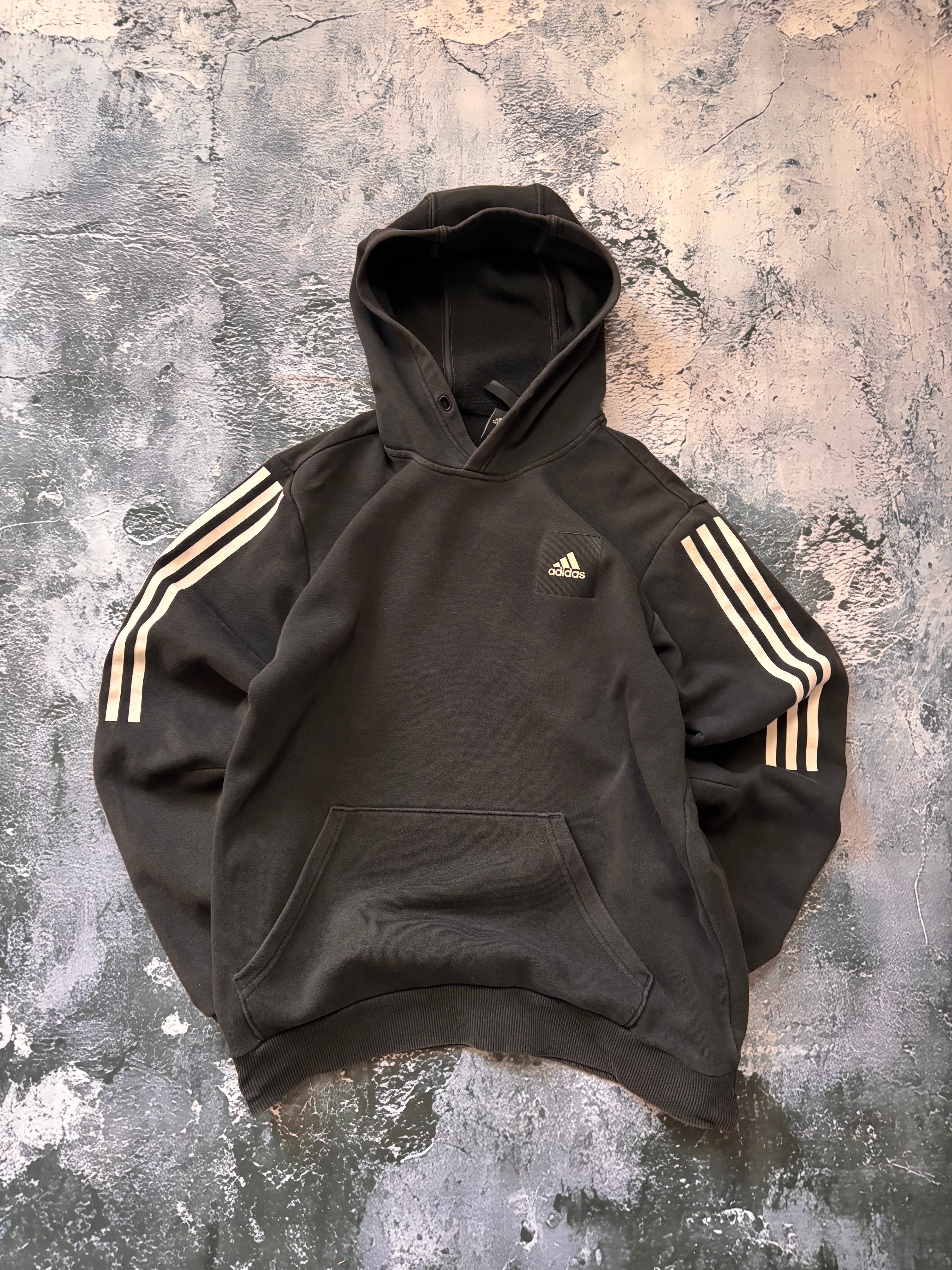 bluza hoodie basic Adidas logo w paski