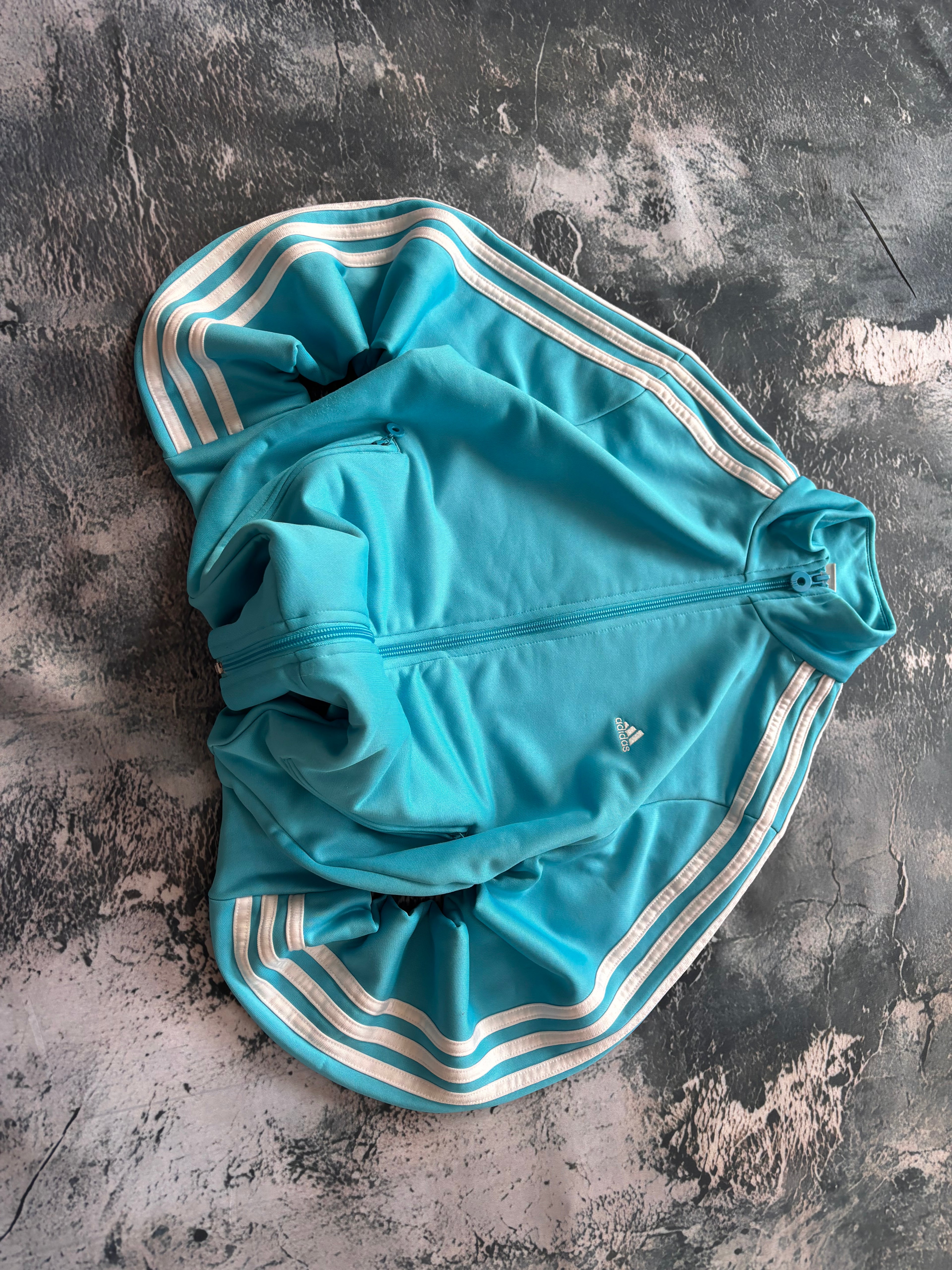 bluza zip adidas Tiffany blue w paski viralowa z tiktoka