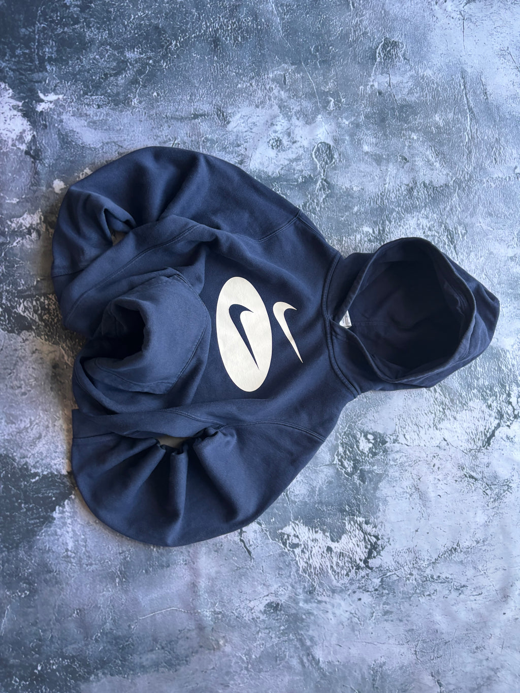 Bluza hoodie nike granatowa prosty krój vintage retro 200s big logo