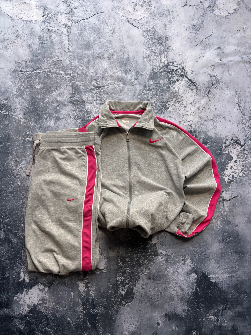 zestaw sportowy NIKE zip bluza +  dresy