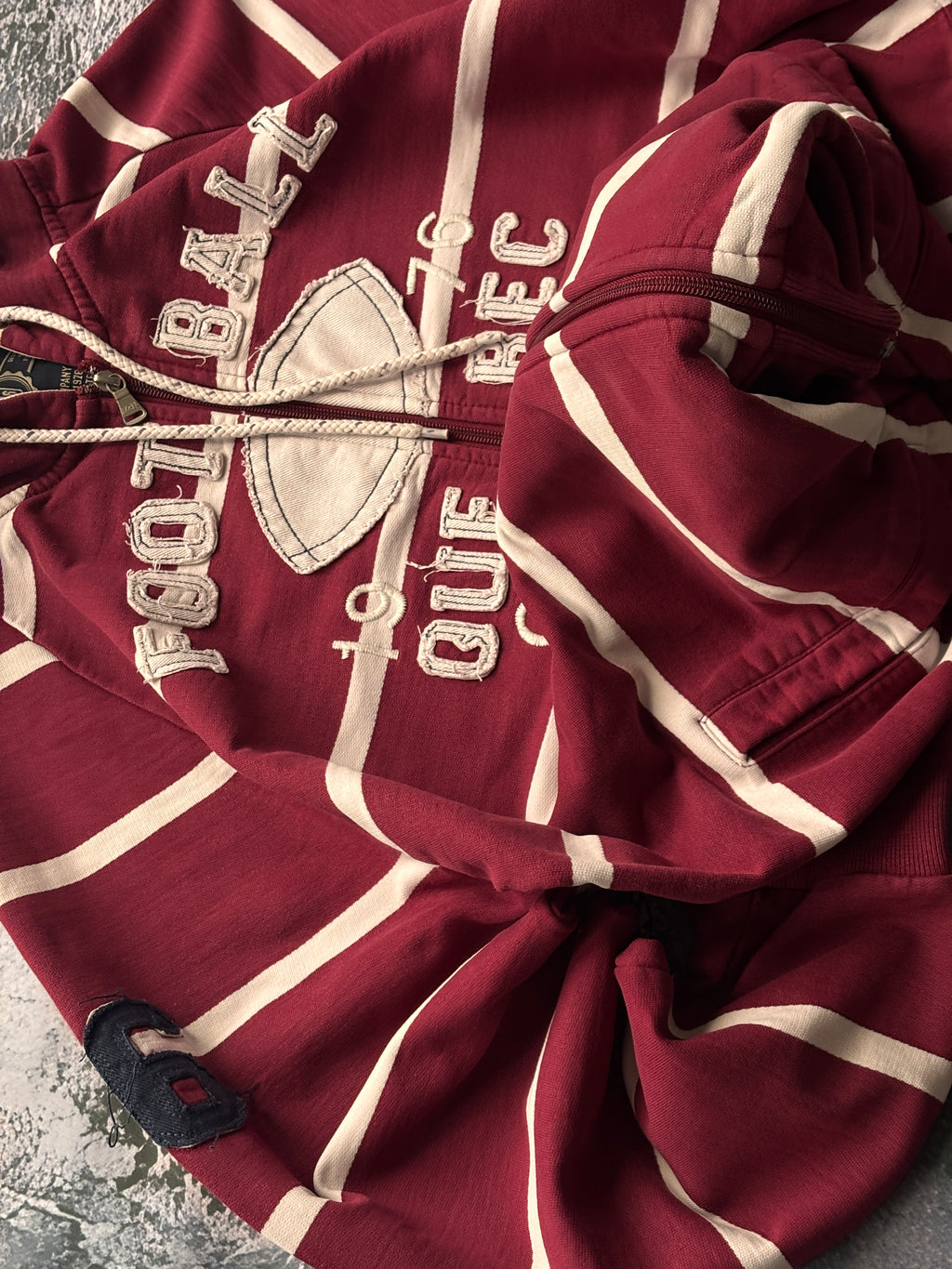 bluza zip hoodie czerwono biała w paski vintage
