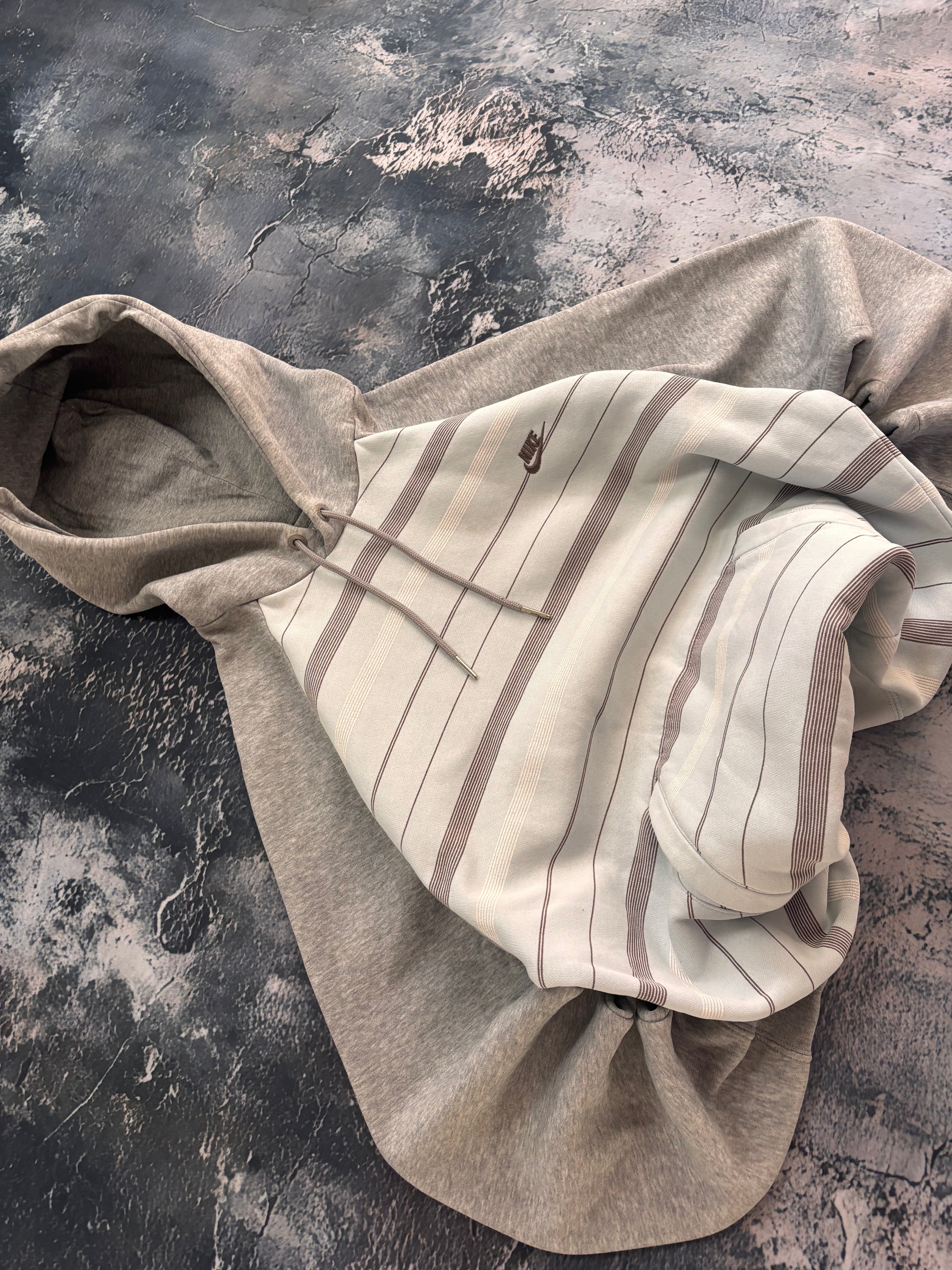 Bluza hoodie nike w paski