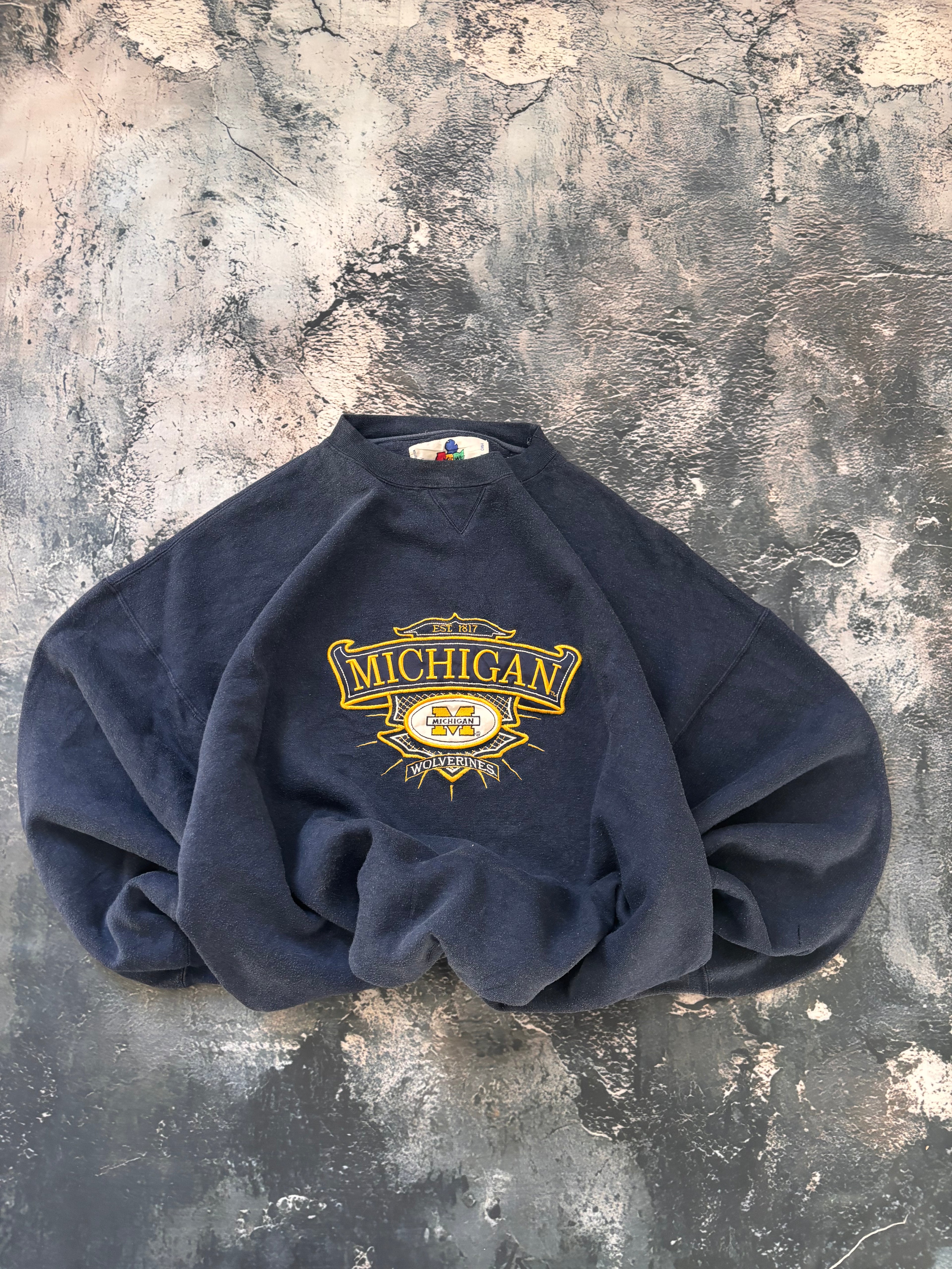 bluza crewneck oversize Michigan granatowa haft