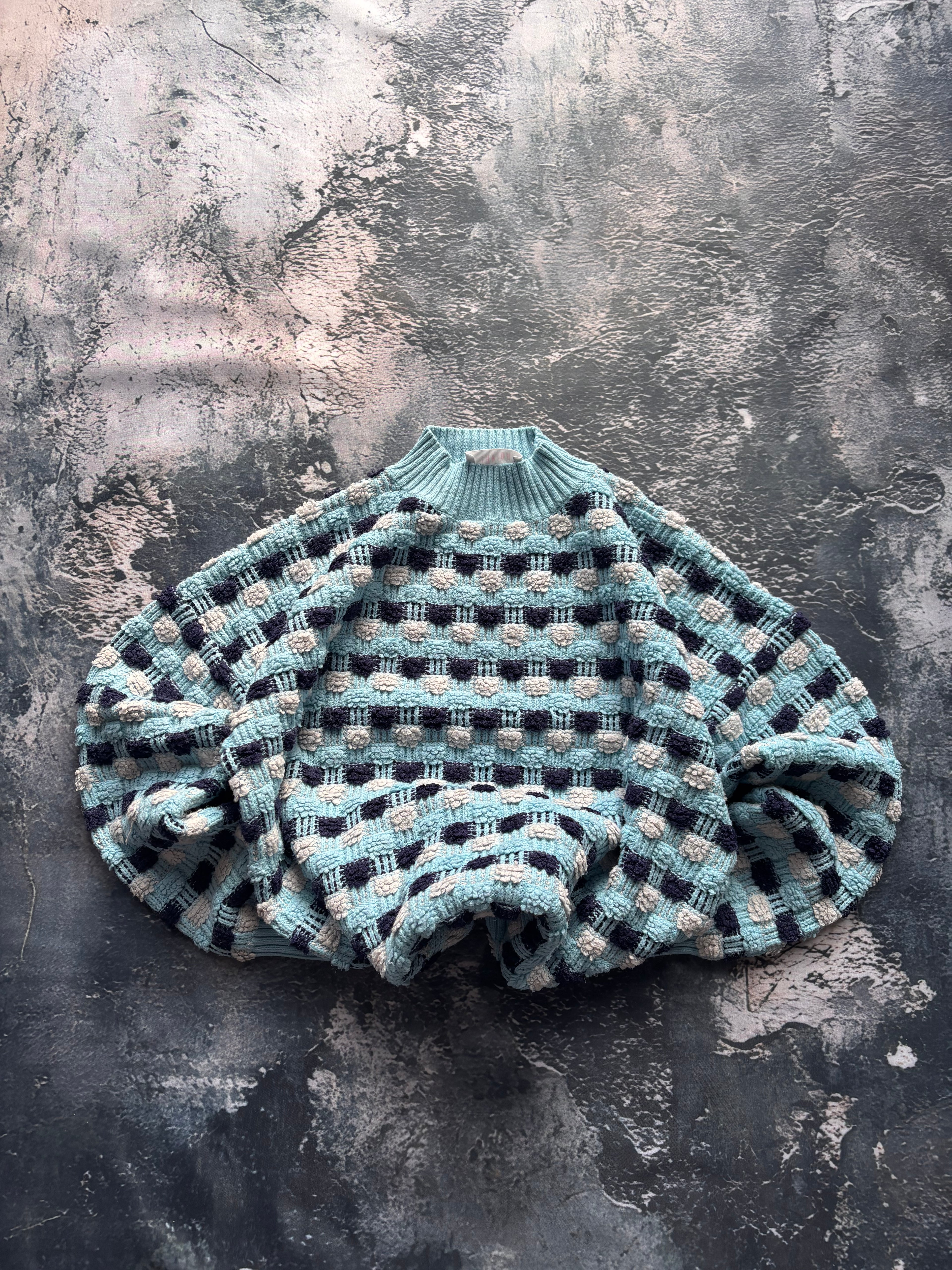 Sweter niebieski texture vintage