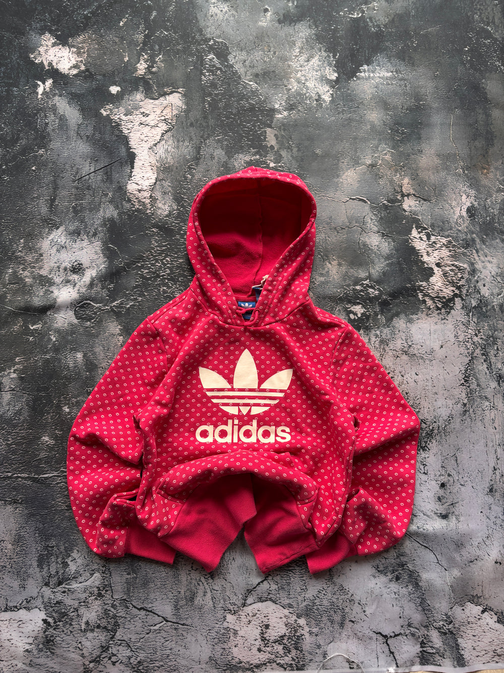 BLUZA HOODIE W KROPKI ADIDAS TREND TIKTOK PINTEREST