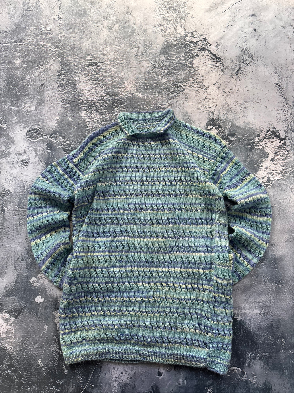 sweter niebieski vintage