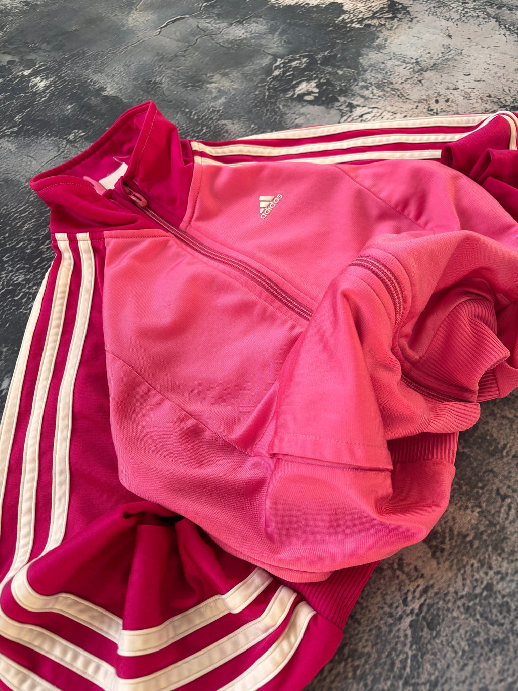 Bluza adidas zip stripe w paski