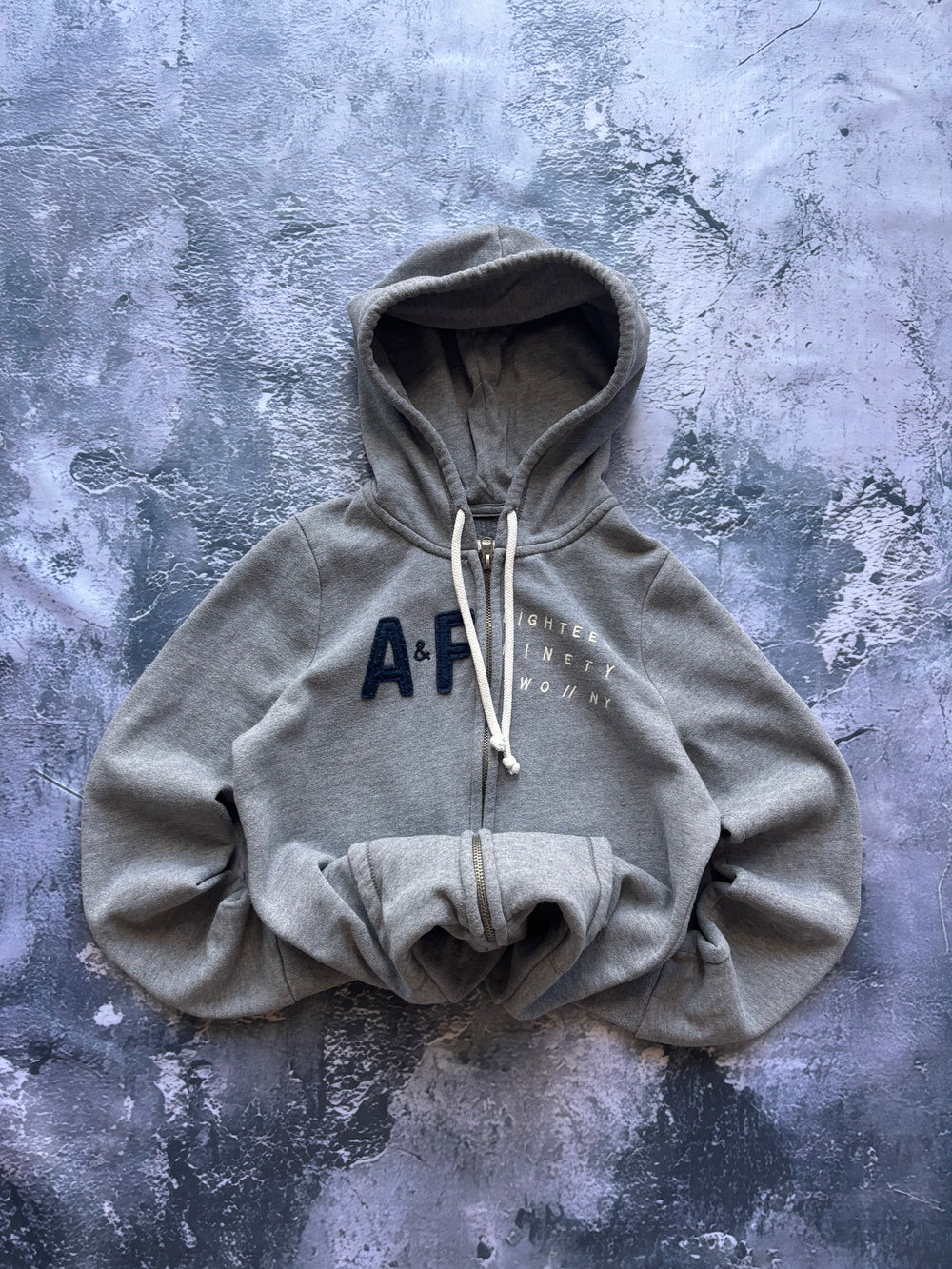 bluza hoodie A AND F vintage szara prosty krój y2k