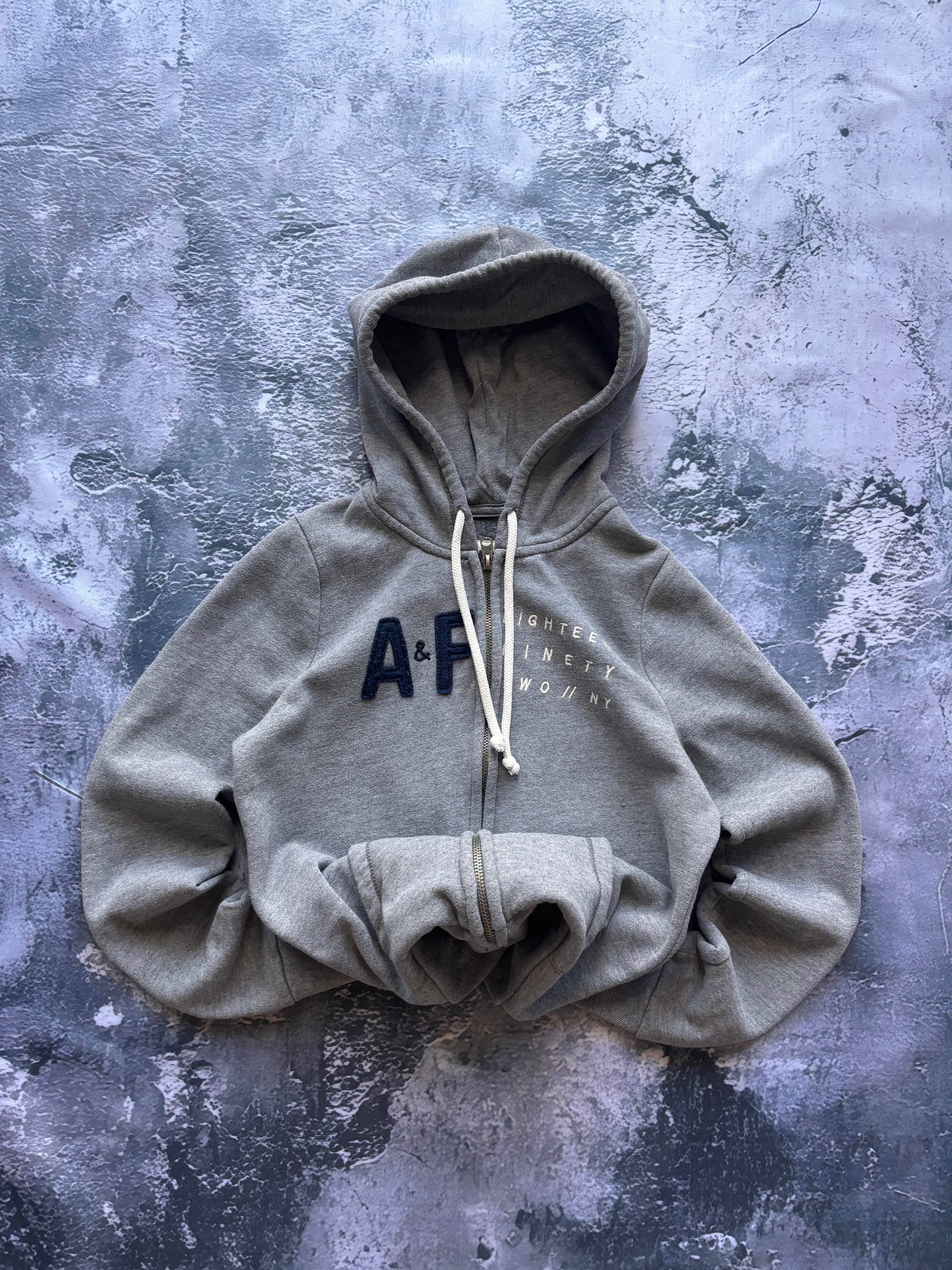 bluza hoodie A AND F vintage szara prosty krój y2k