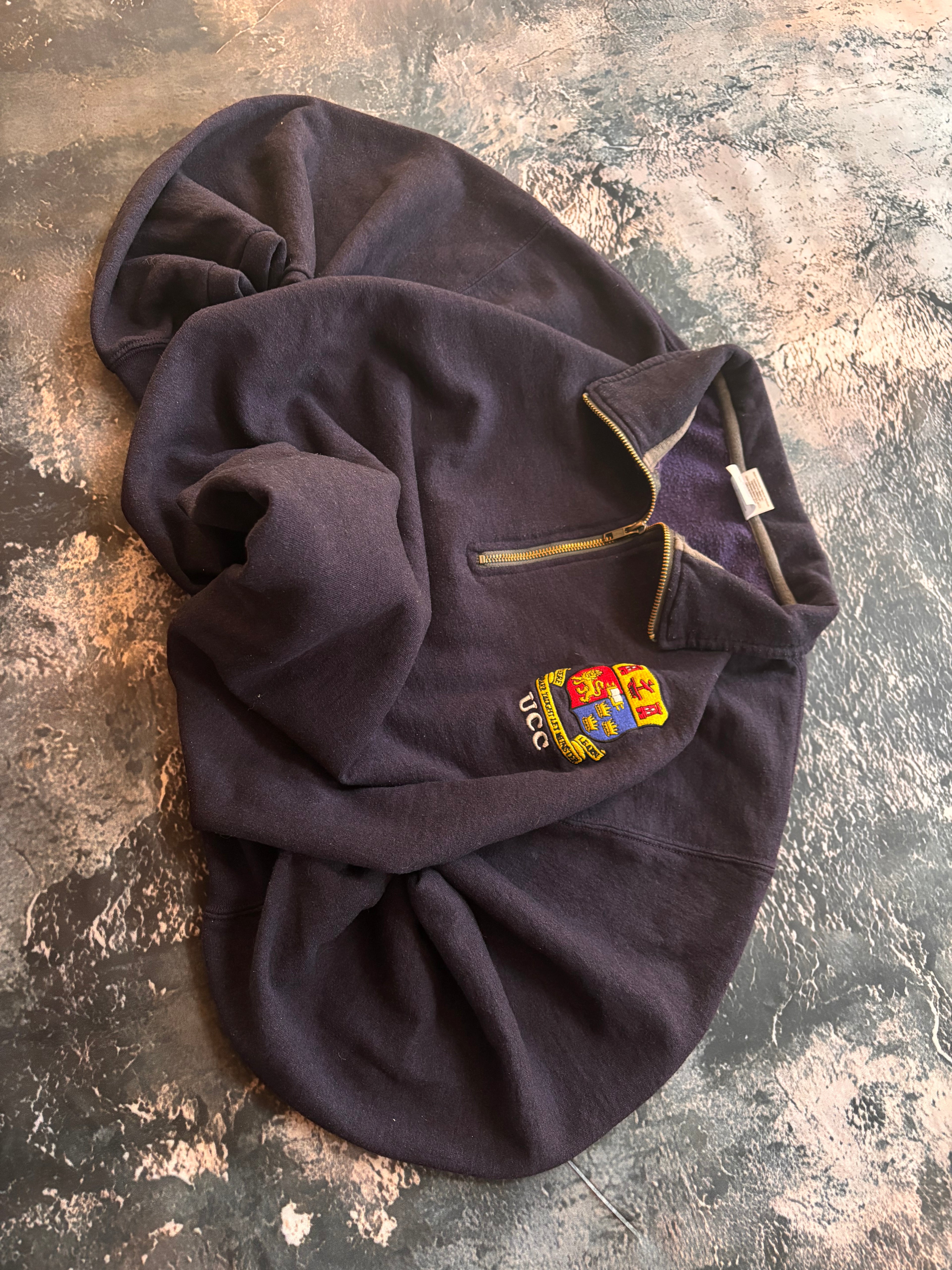 bluza crewneck uniwersytecka UCC vintage boxy