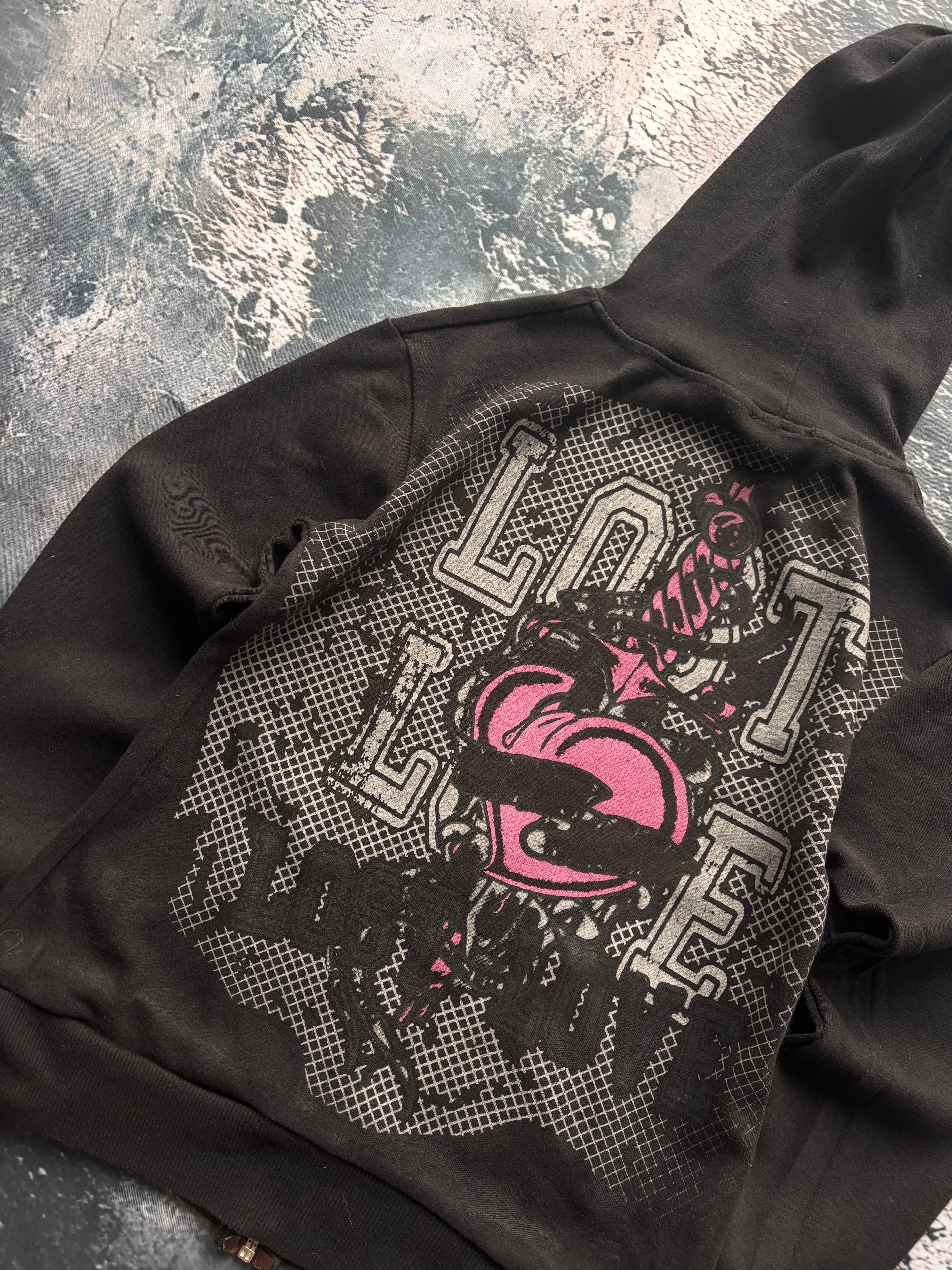 Bluza hoodie y2k lost love graphic czarna przylegający/prosty  krój