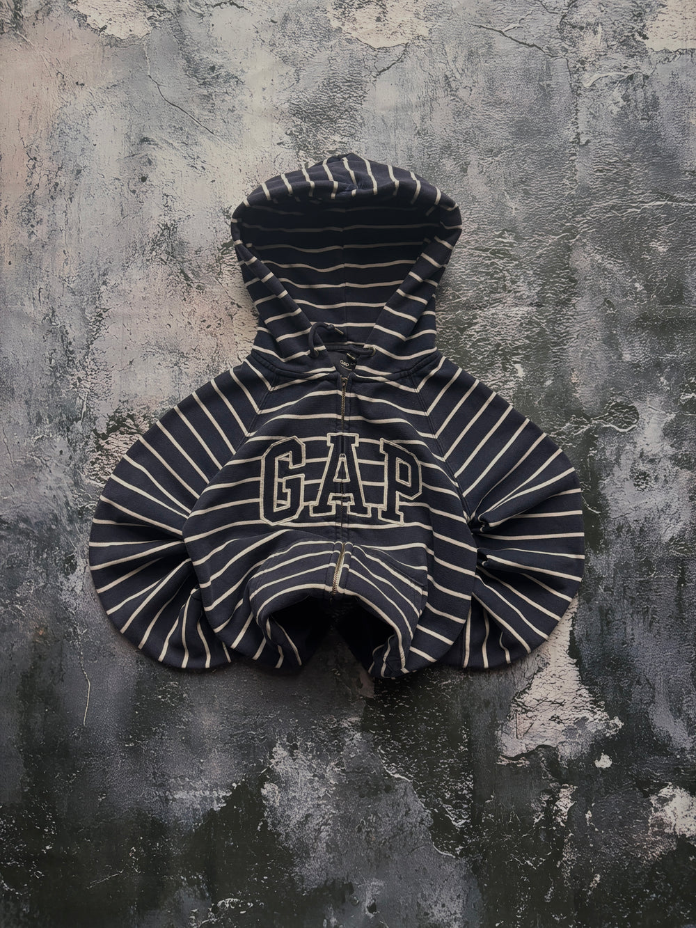bluza hoodie GAP W PASKI unikatowa trend tiktok american streetwear klasyk granatowa