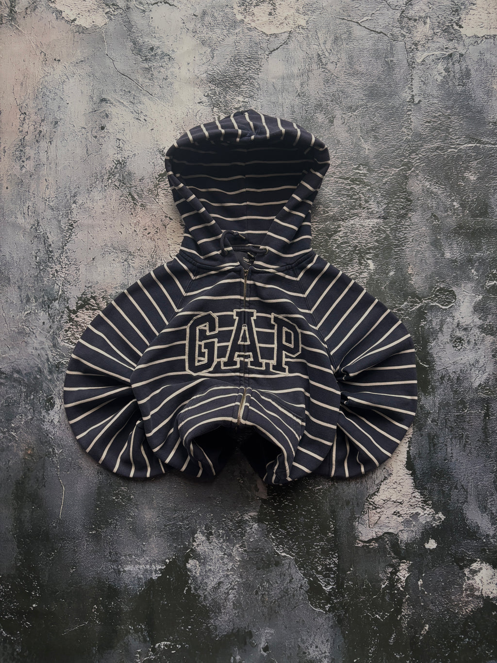 bluza hoodie GAP W PASKI unikatowa trend tiktok american streetwear klasyk granatowa