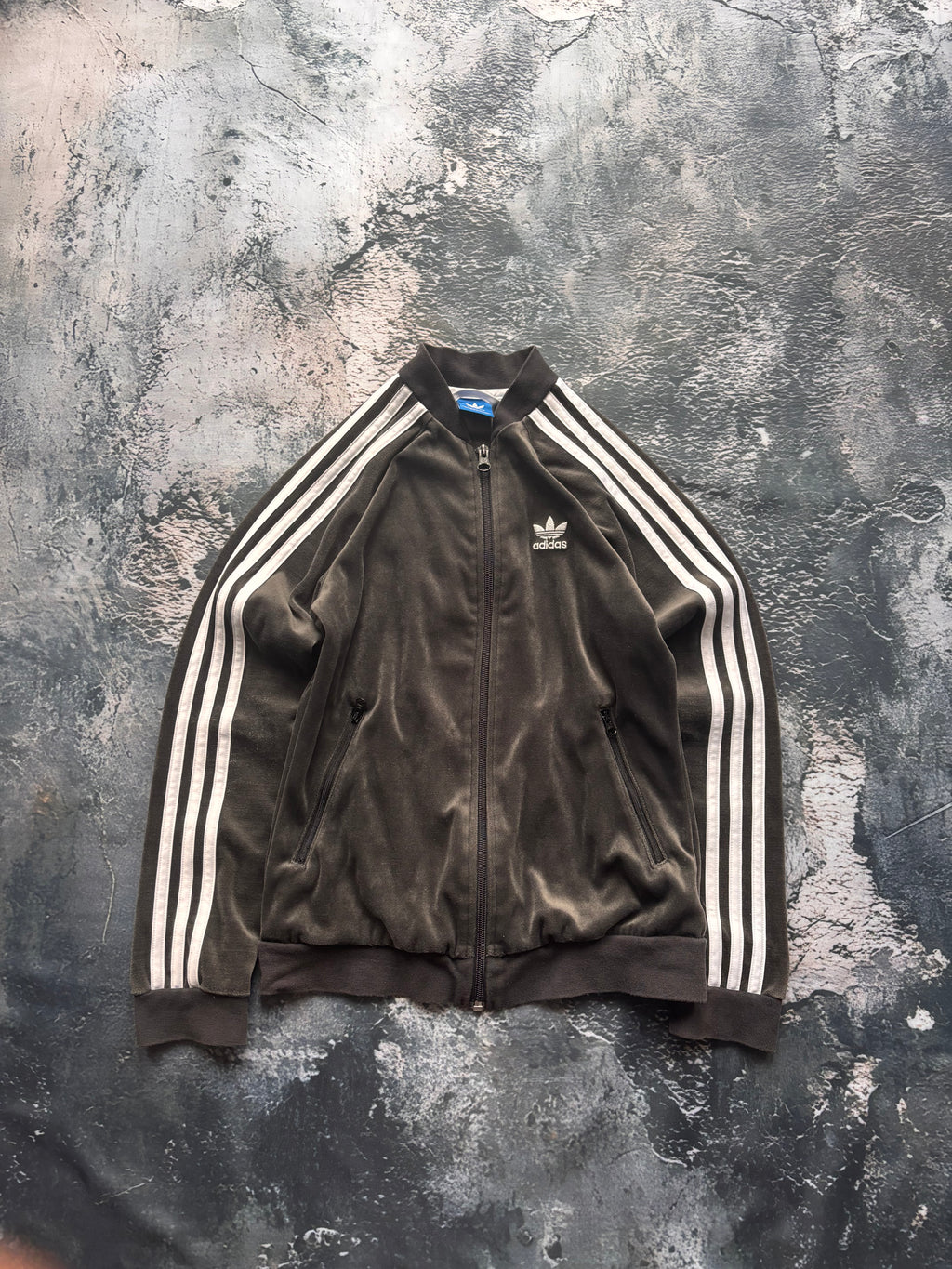 bluza zip hoodie przylegający krój adidas