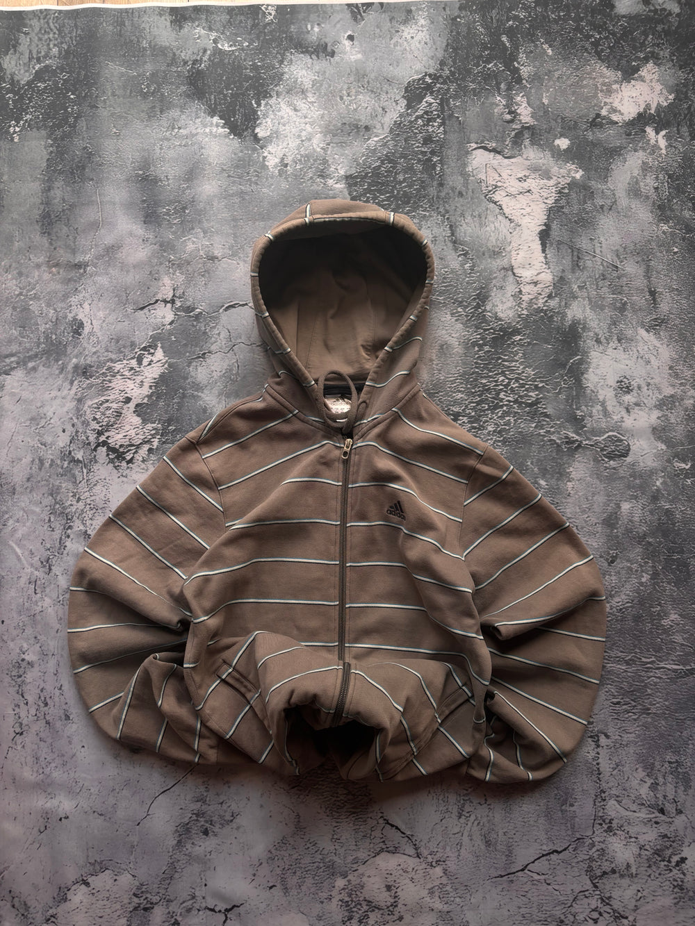 bluza zip hoodie w paski adidas beżowa retro lata 90