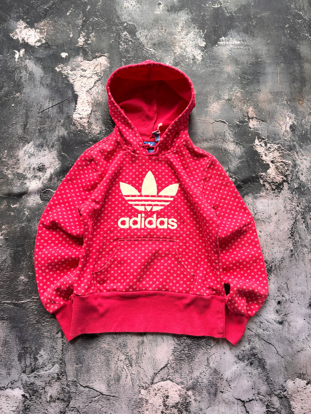 BLUZA HOODIE W KROPKI ADIDAS TREND TIKTOK PINTEREST