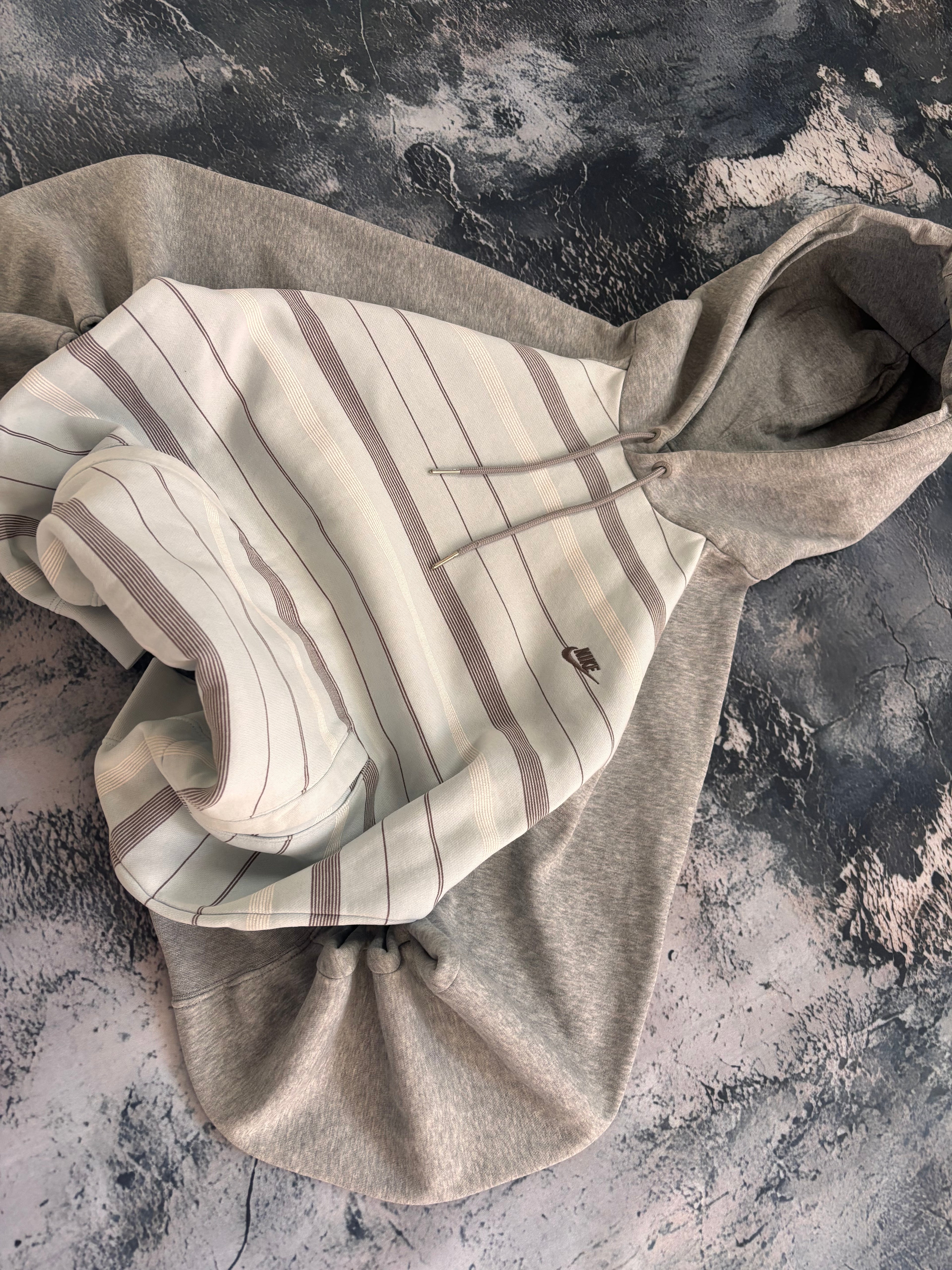 Bluza hoodie nike w paski