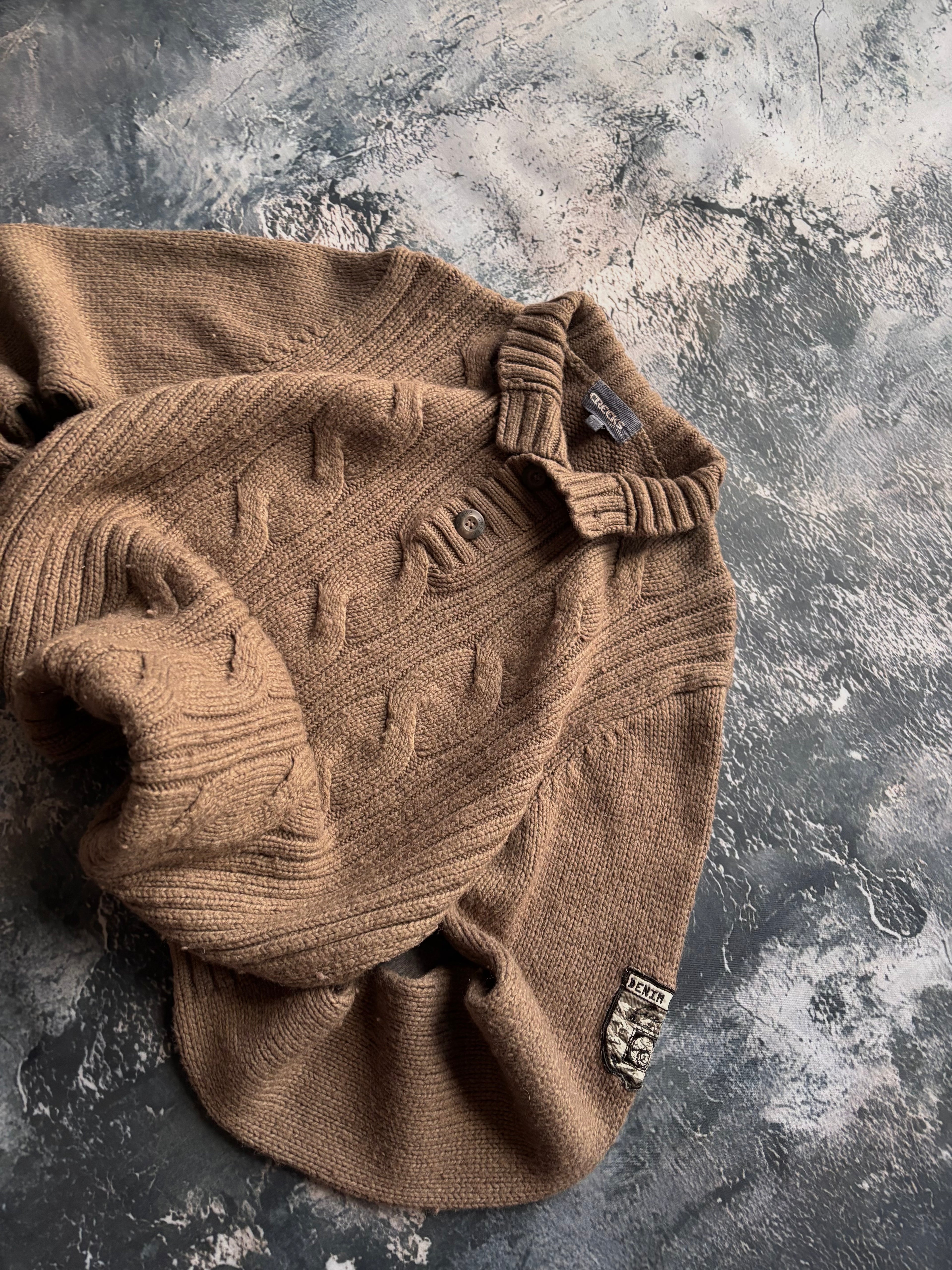 sweter wełniany nylon beżowy