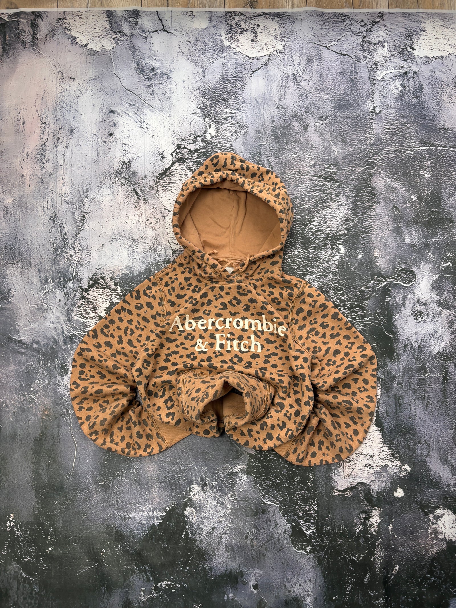 BLUZA HOODIE PANTERKOWA TREND TIKTOK PROSTY KRÓJ