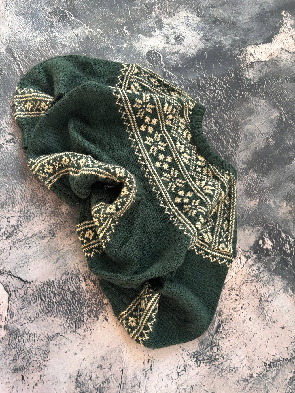 Sweter zielony prosty kroj vintage