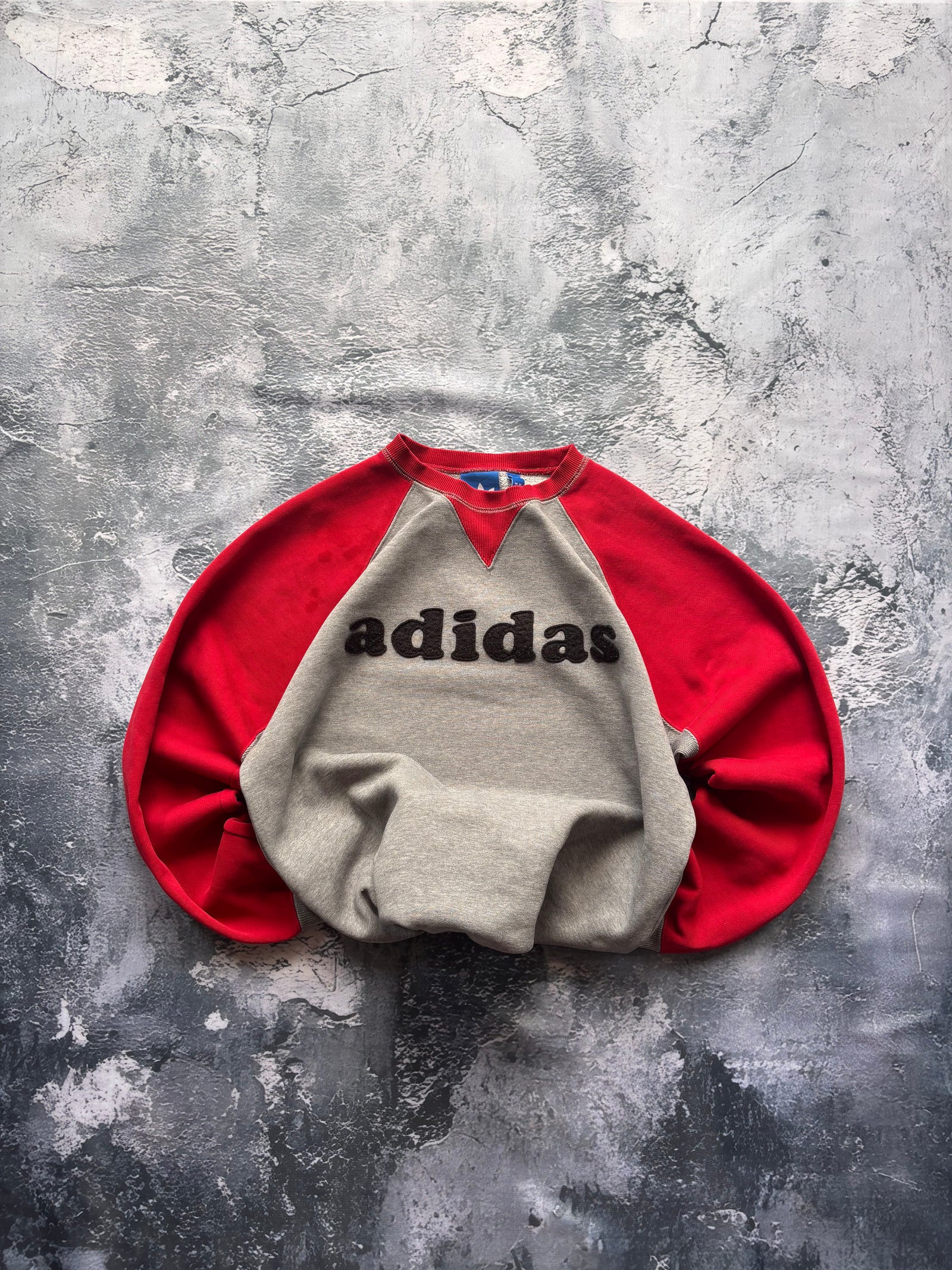 Bluza hoodie crewneck ADIDAS szaro czerwony