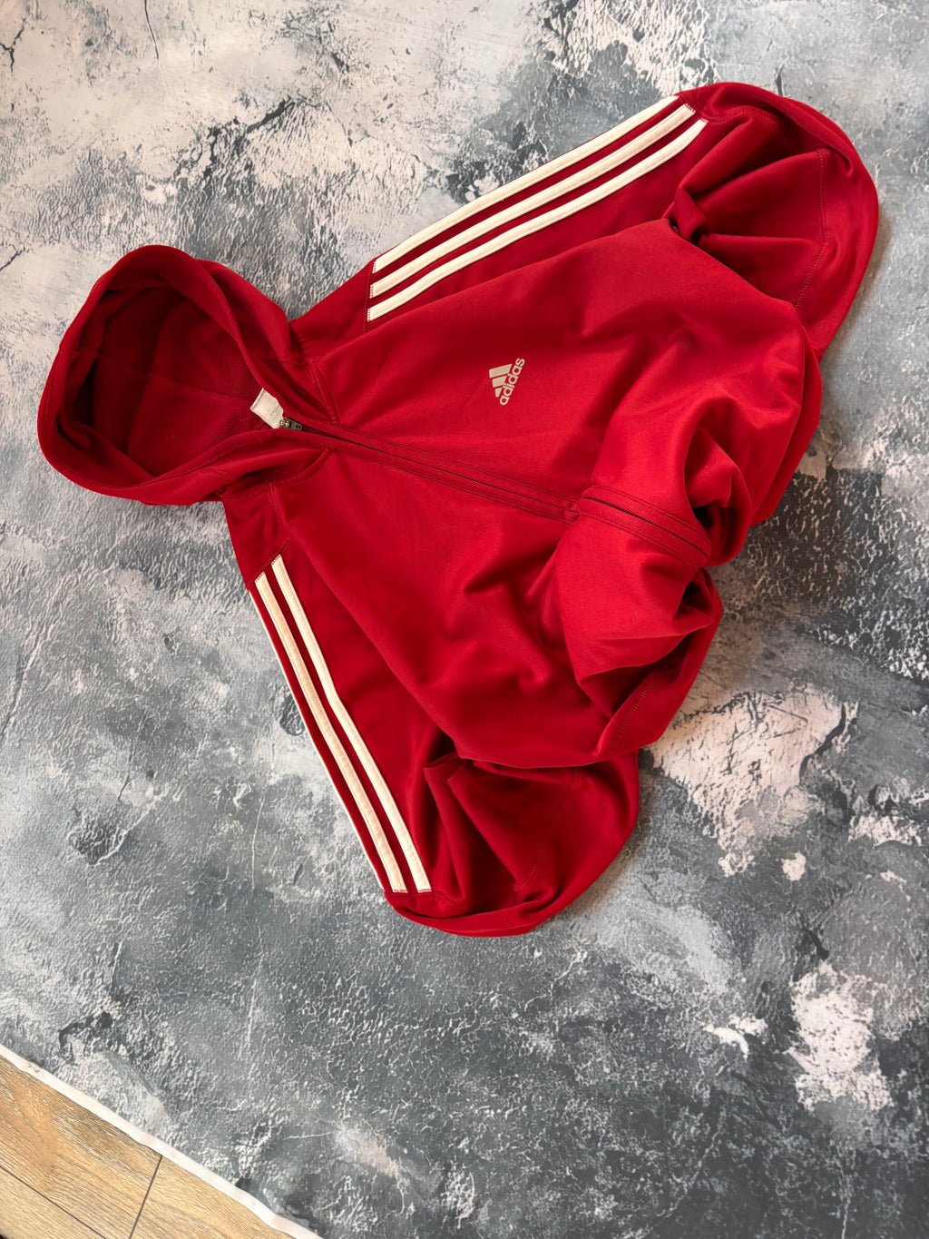 Bluza czerwona adidas