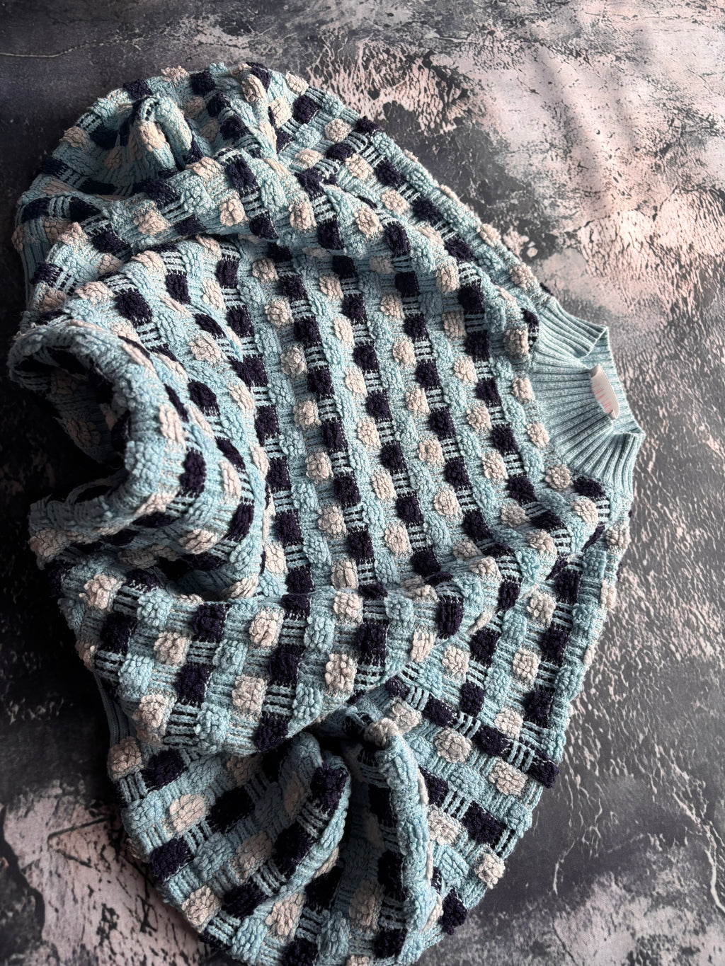 Sweter niebieski texture vintage