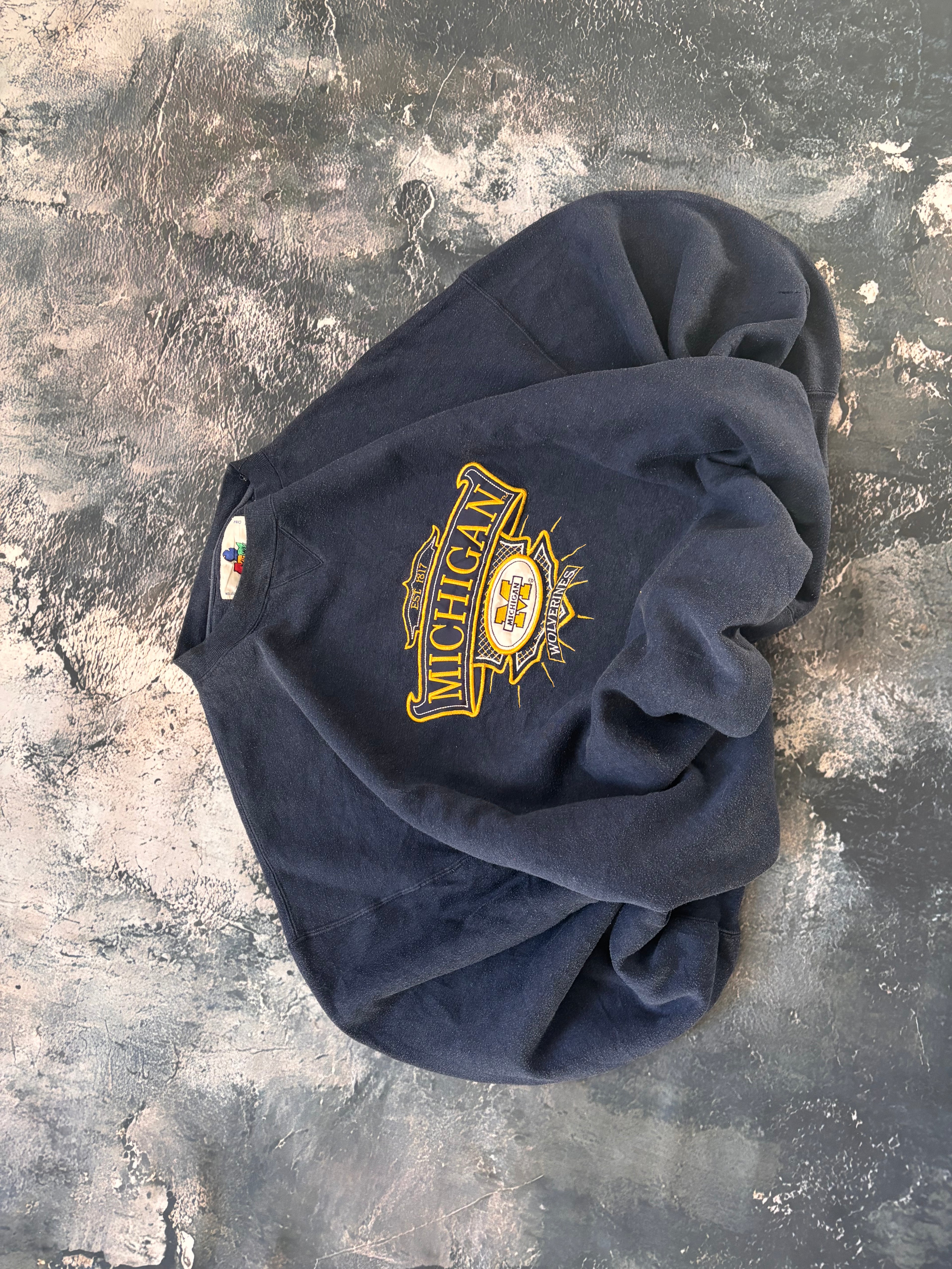 bluza crewneck oversize Michigan granatowa haft