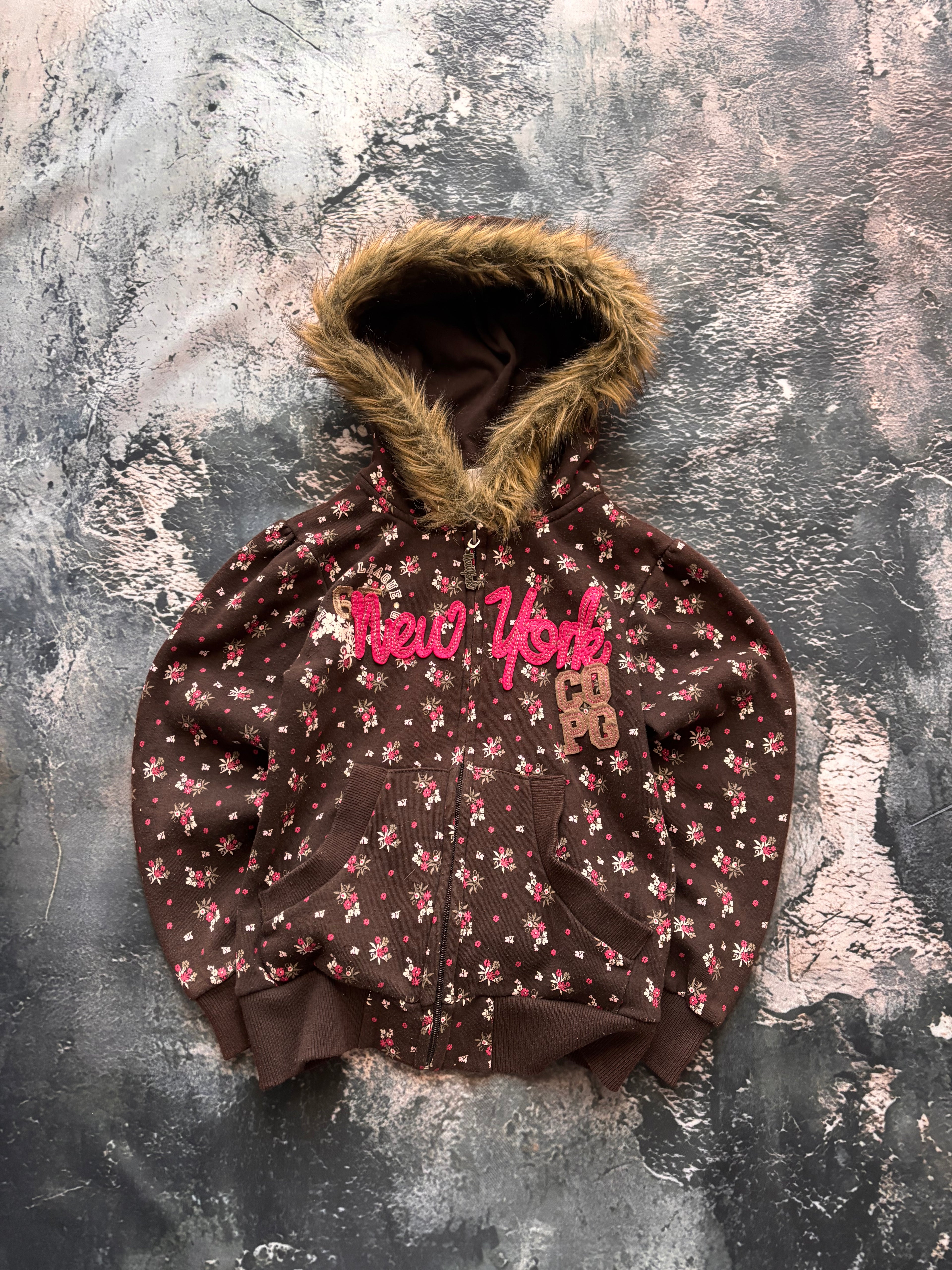 bluza hoodie obcisła przylegający krój zip y2l new york