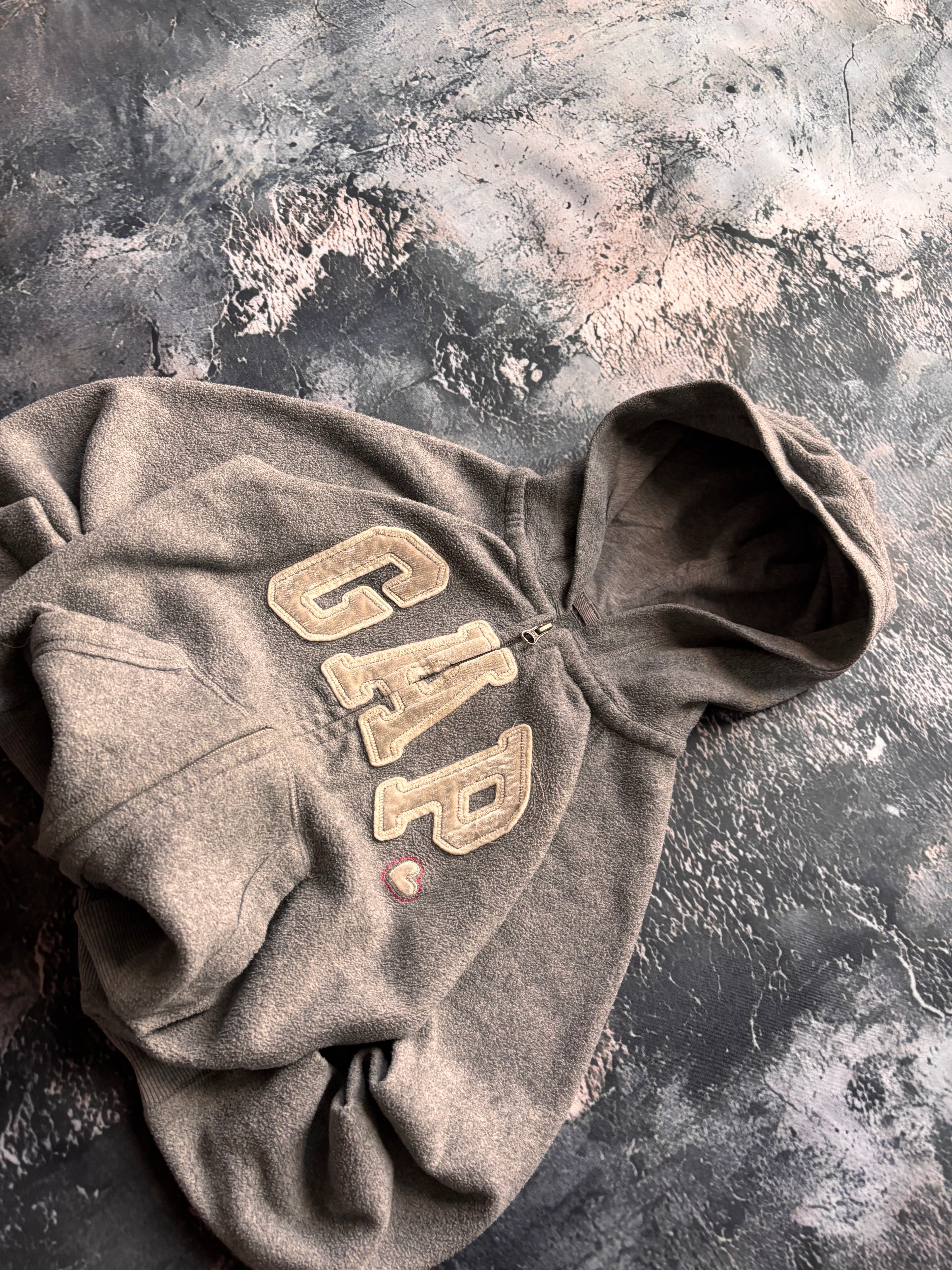 bluza hoodie gap przylegający krój