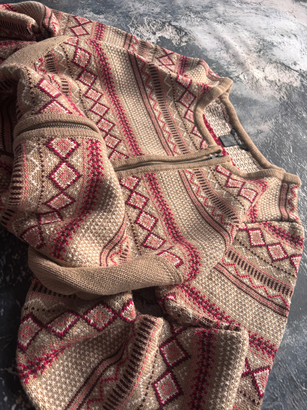 Bluza zip vintage we wzory nordic