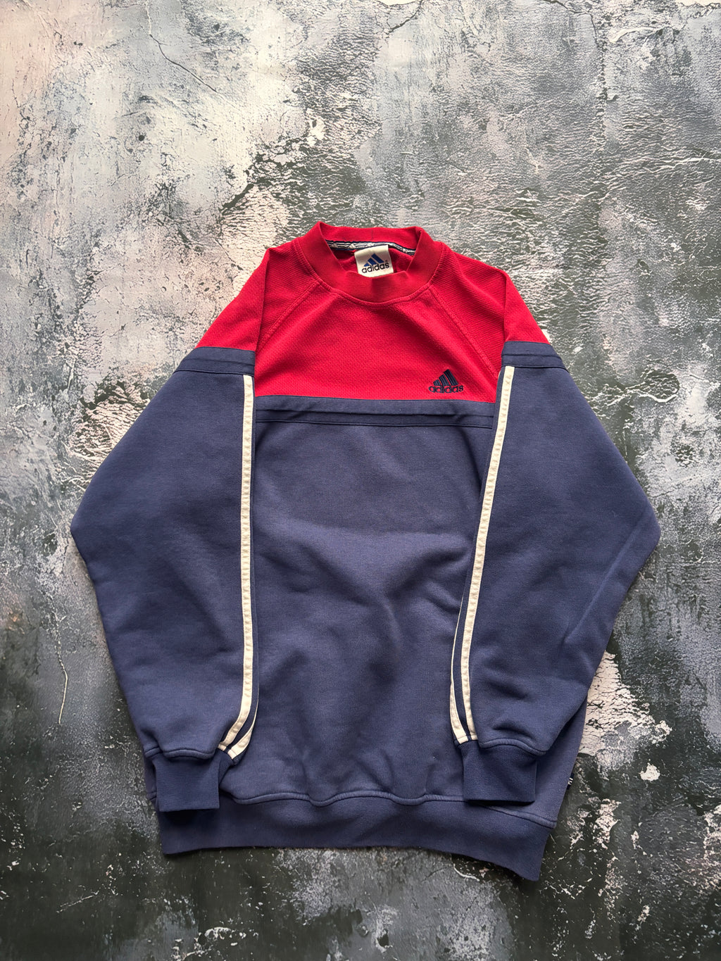 bluza crewneck Adidas w paski granatowo czerwona retro 90s