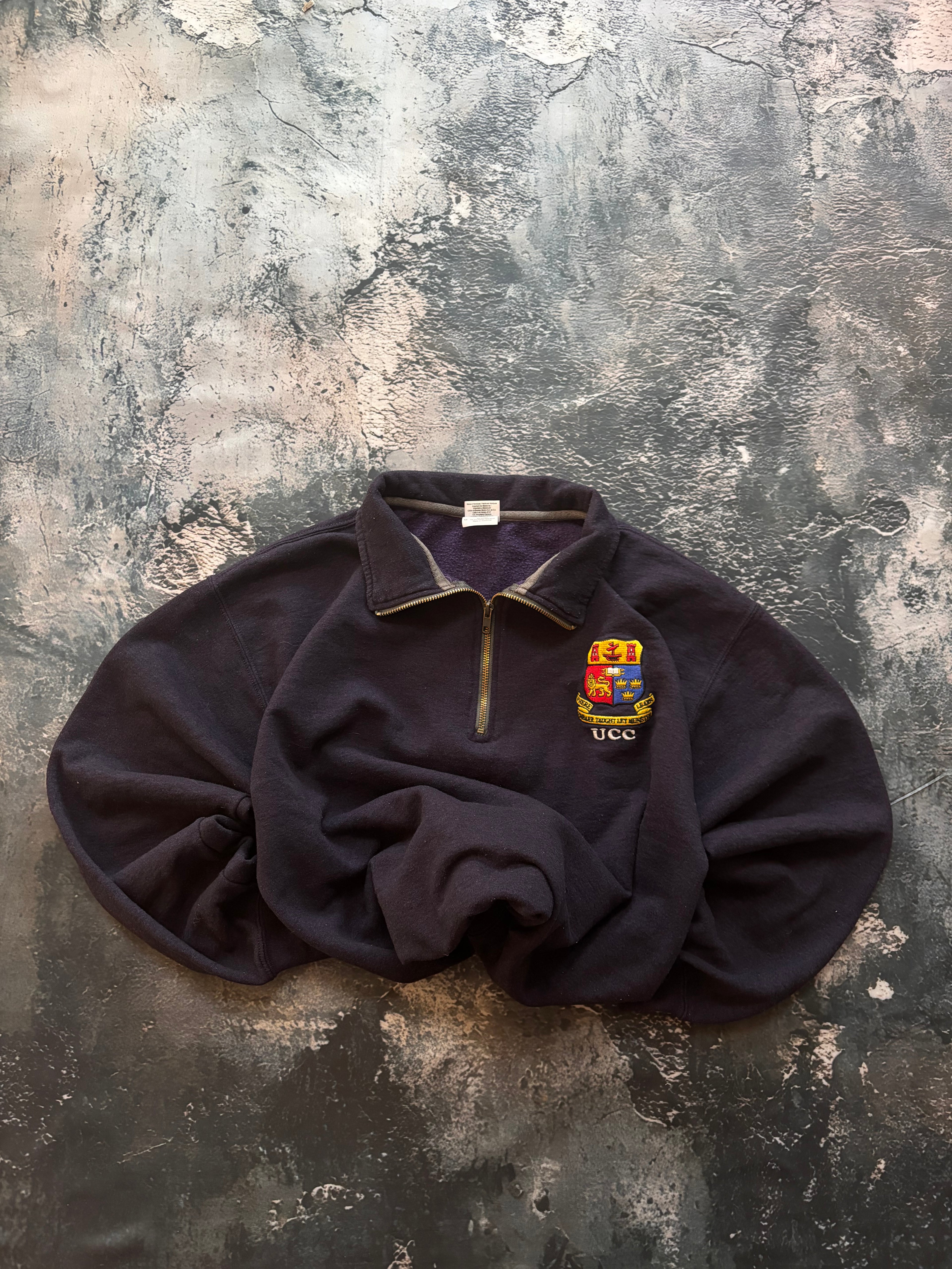 bluza crewneck uniwersytecka UCC vintage boxy