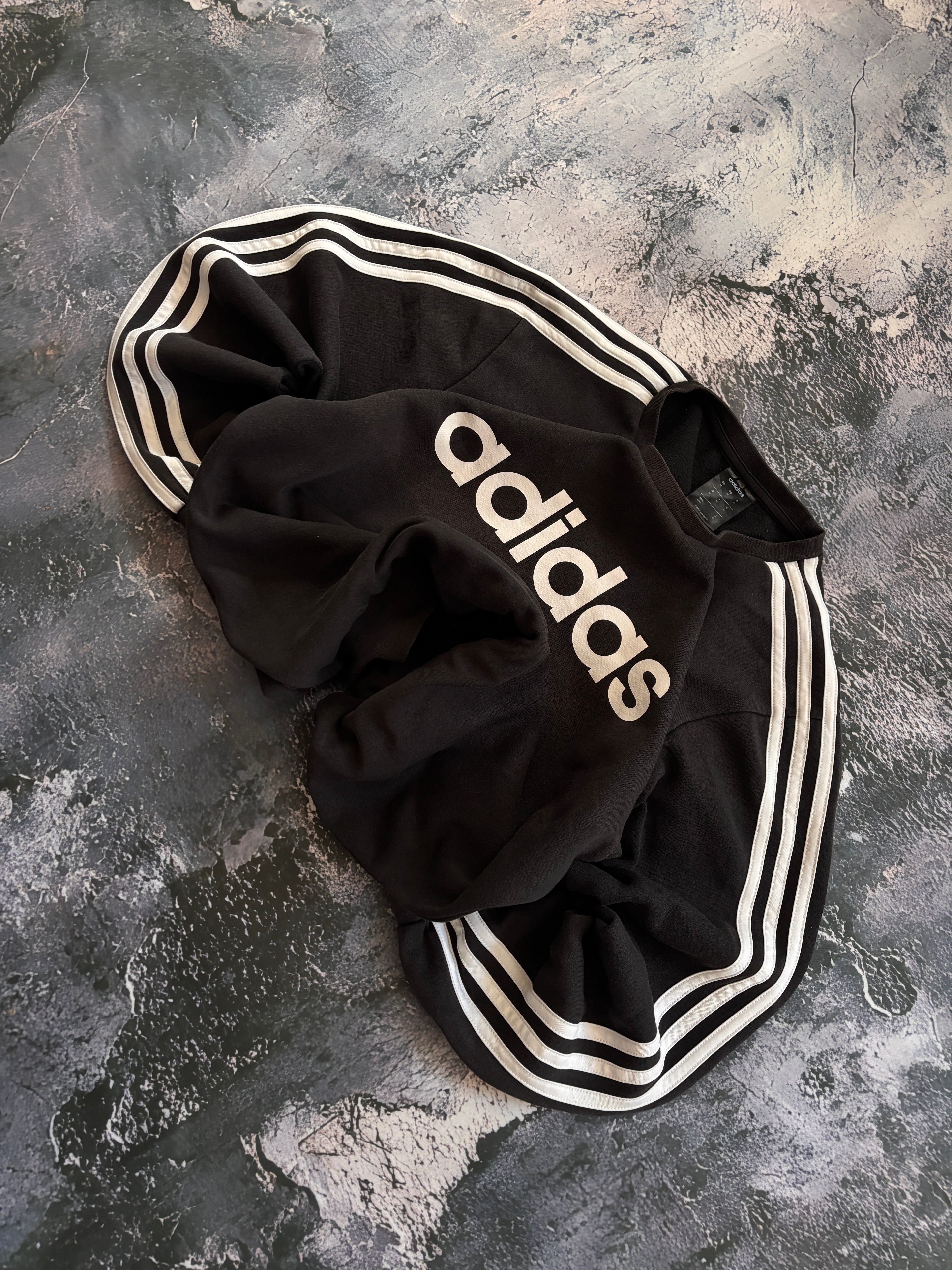 bluza crewneck Adidas czarna black retro american streetwear