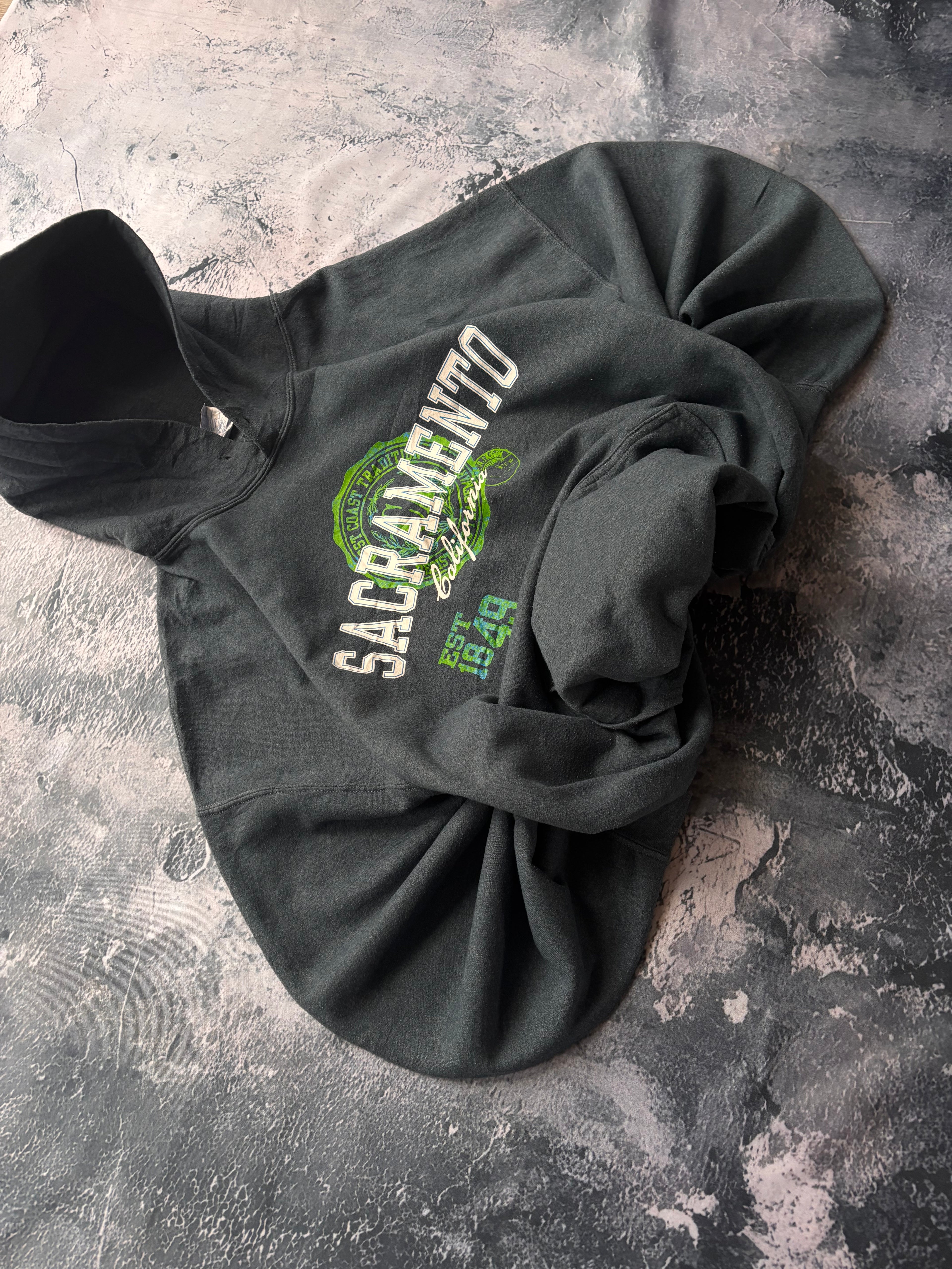 bluza hoodie vintage szara SACRAMENTO vintage 90s retro USA