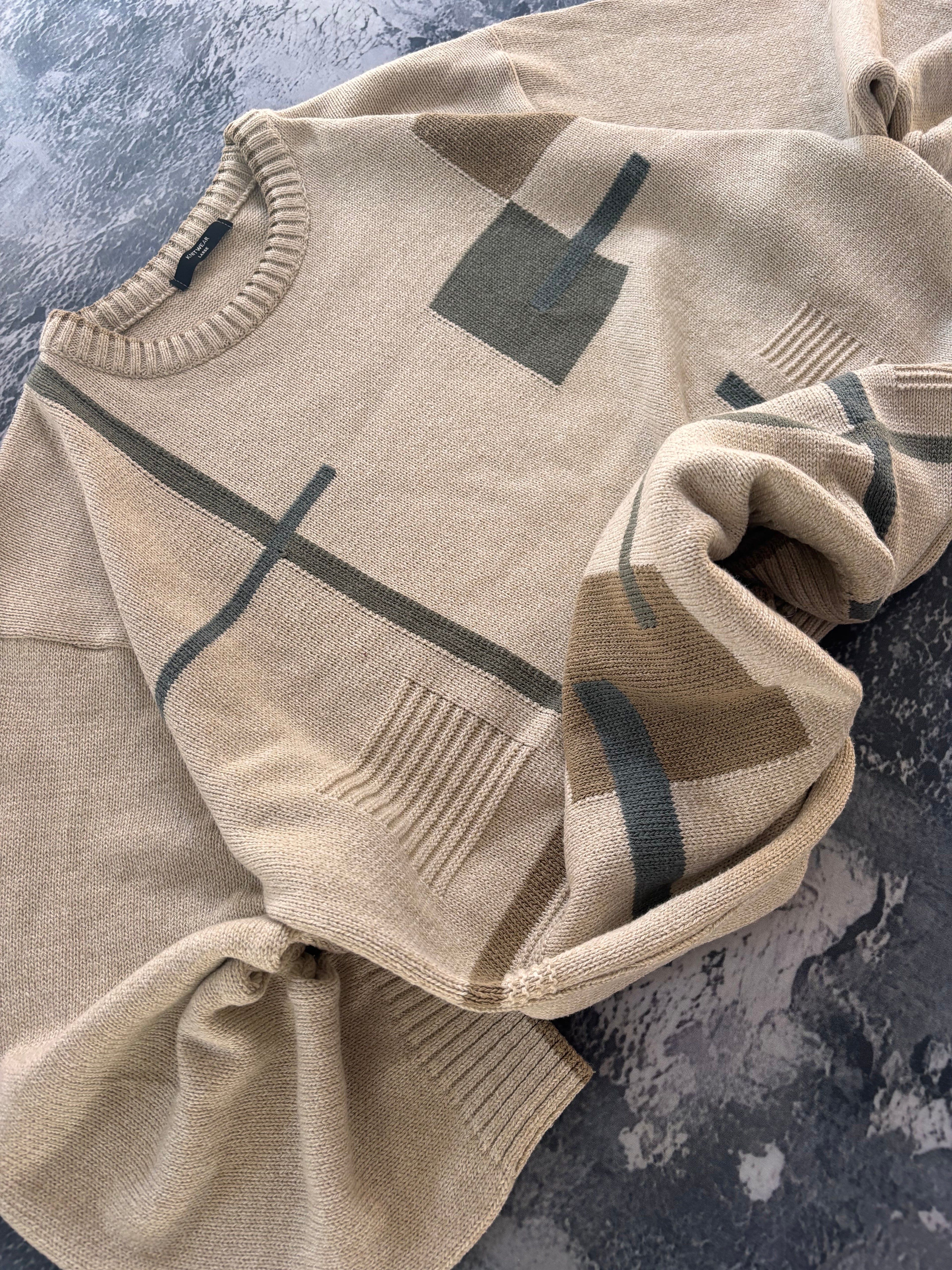 Sweter kremowy oversize