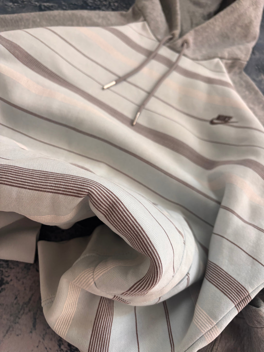 Bluza hoodie nike w paski