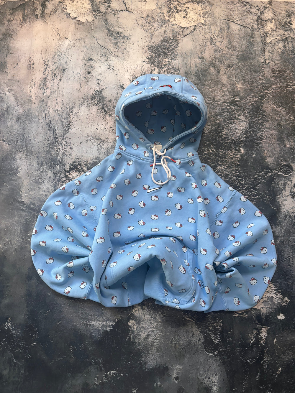 Bluza hoodie Nike limitowana na licencji HELLO KITTYY vintage retro y2k
