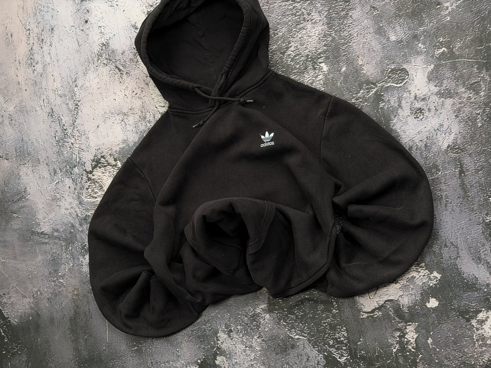Bluza Adidas Originals z kapturem czarna – krój prosty – M