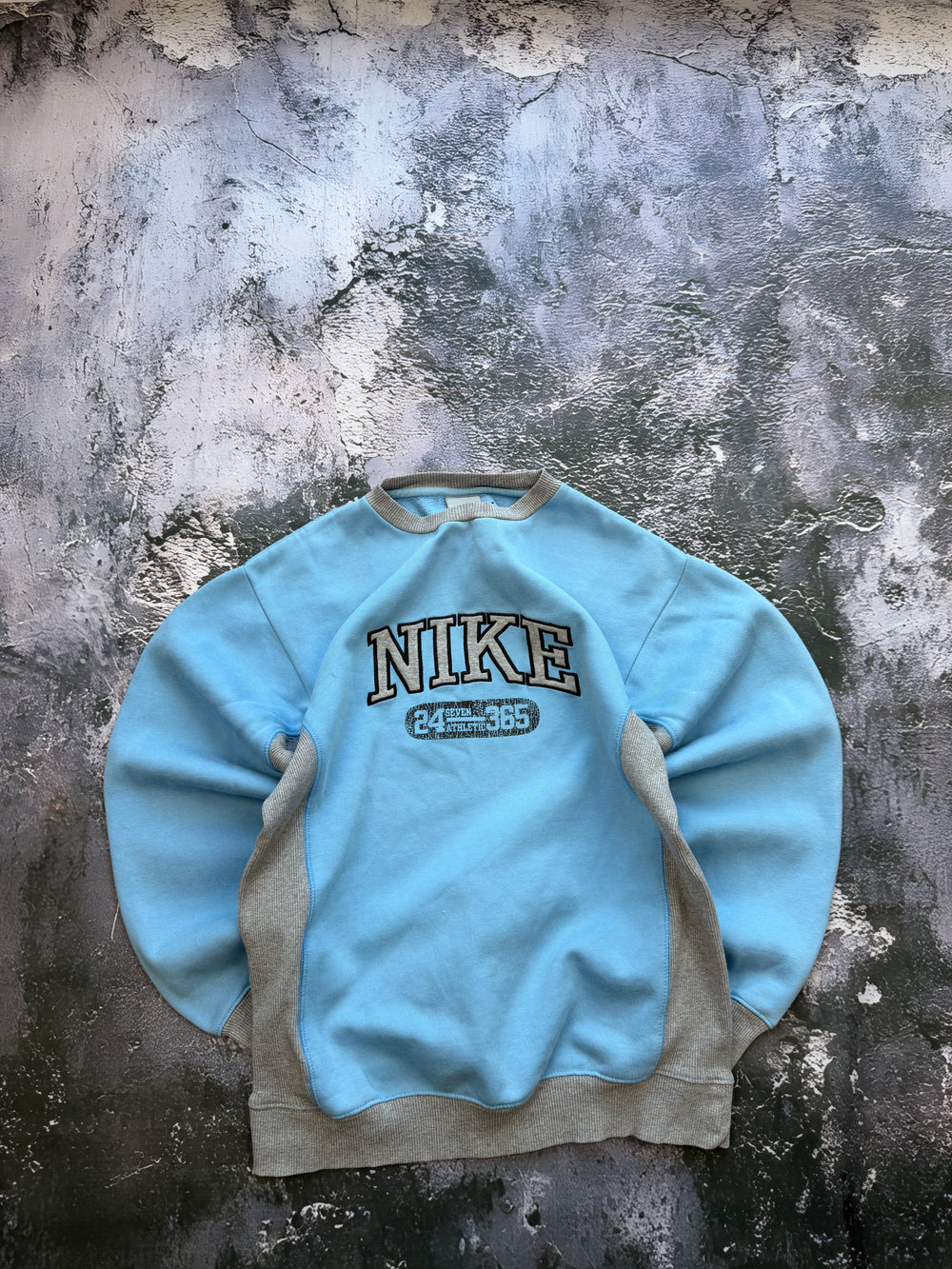 Bluza Nike niebieska 24 Seven 365 – krój prosty – S
