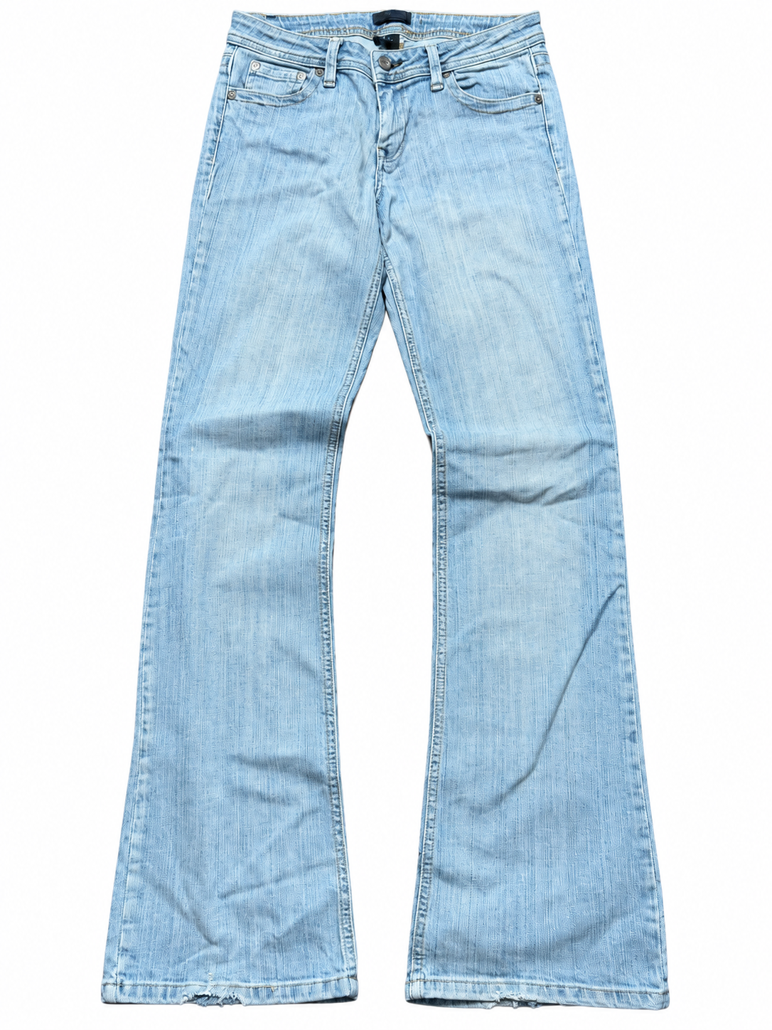 Jasne jeansy bootcut Y2K ze złocistym haftem — przód spodni, wizualizacja AI