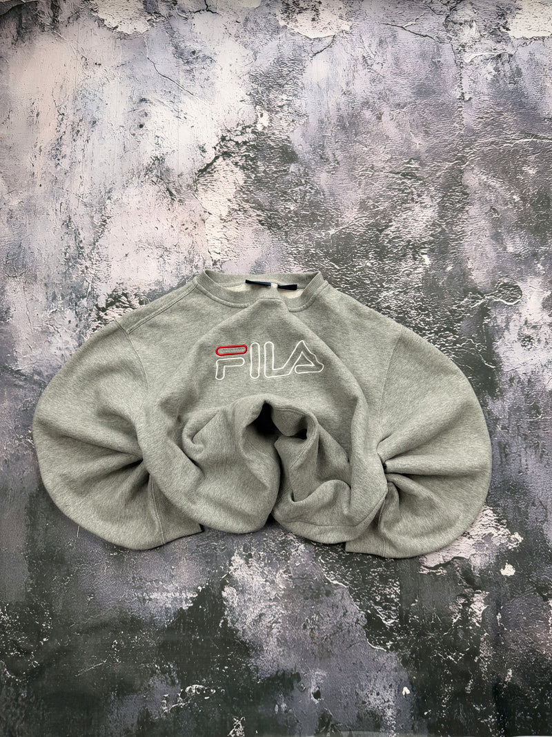 Bluza FILA szara z konturowym logo i czerwonym akcentem – krój prosty – L — centralne