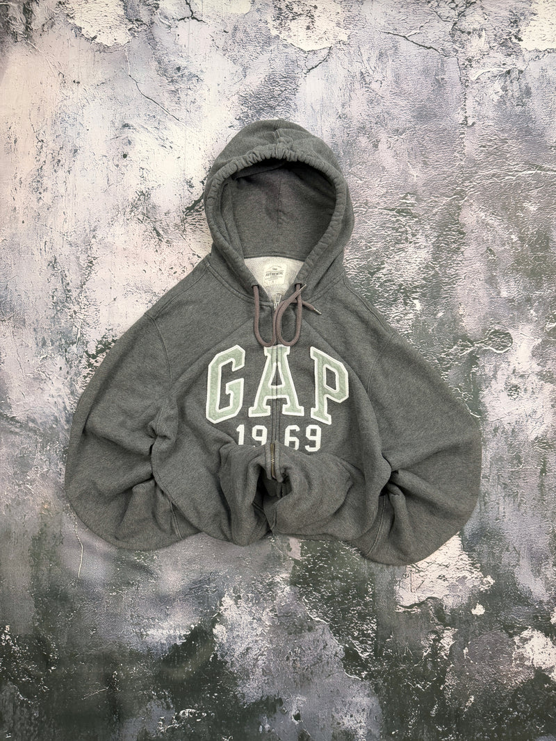 Bluza GAP szara rozpinana z kapturem i aplikacją GAP 1969 – krój prosty – M — centralne