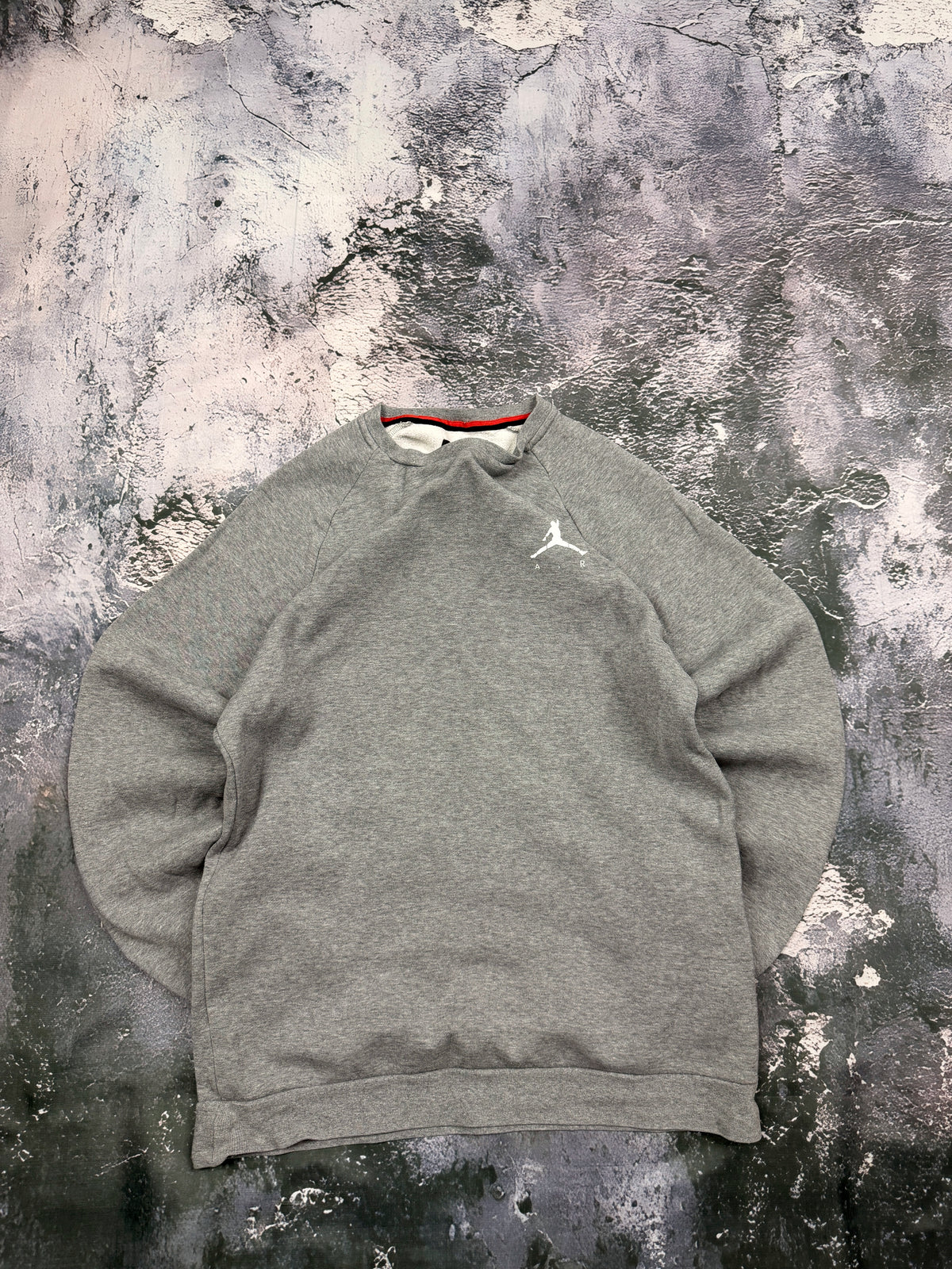 Bluza Jordan szara z haftem Jumpman – krój prosty – M — przod