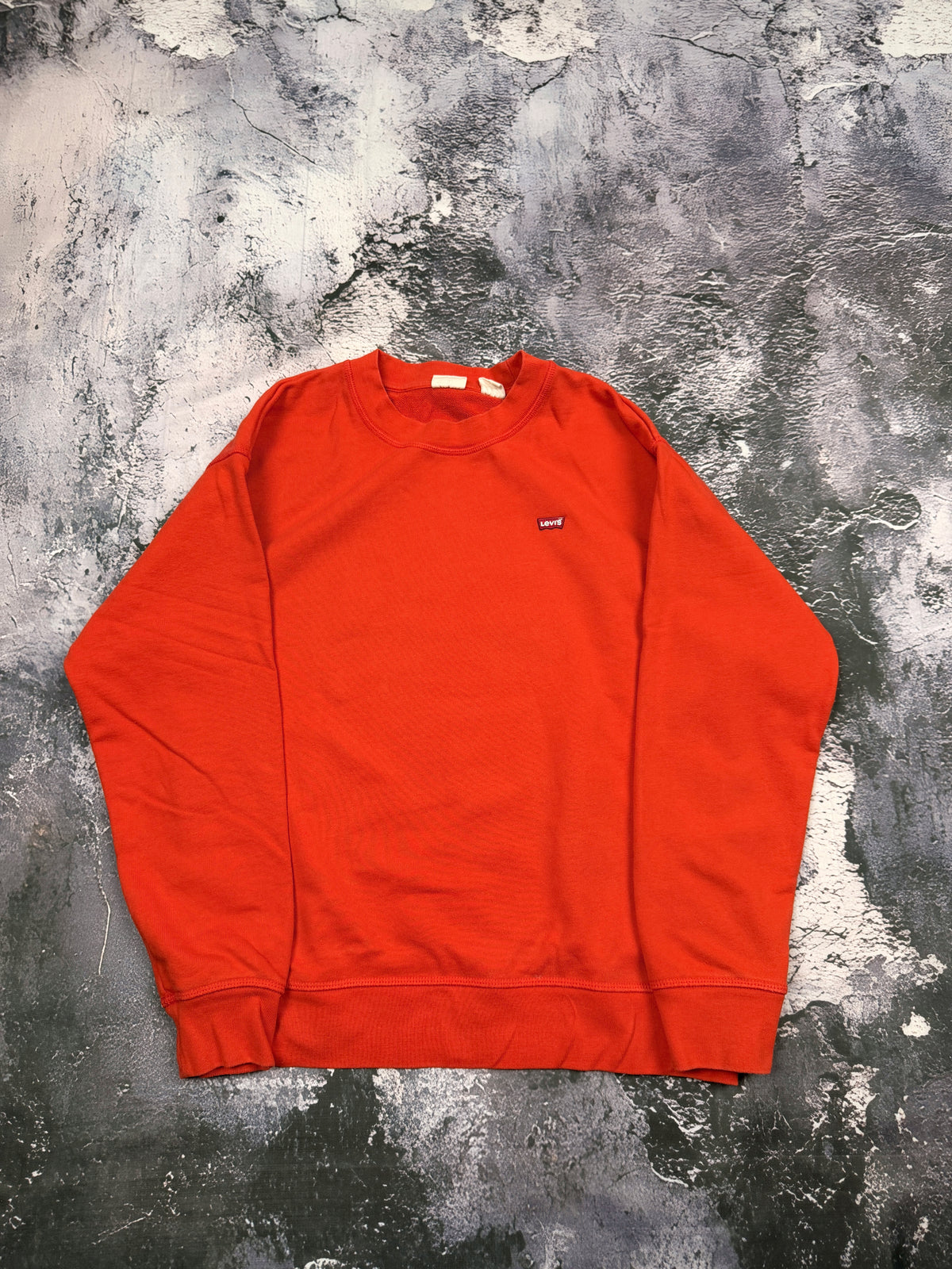 Bluza Tommy Hilfiger pomarańczowa z małym haftem – krój prosty – M — przod